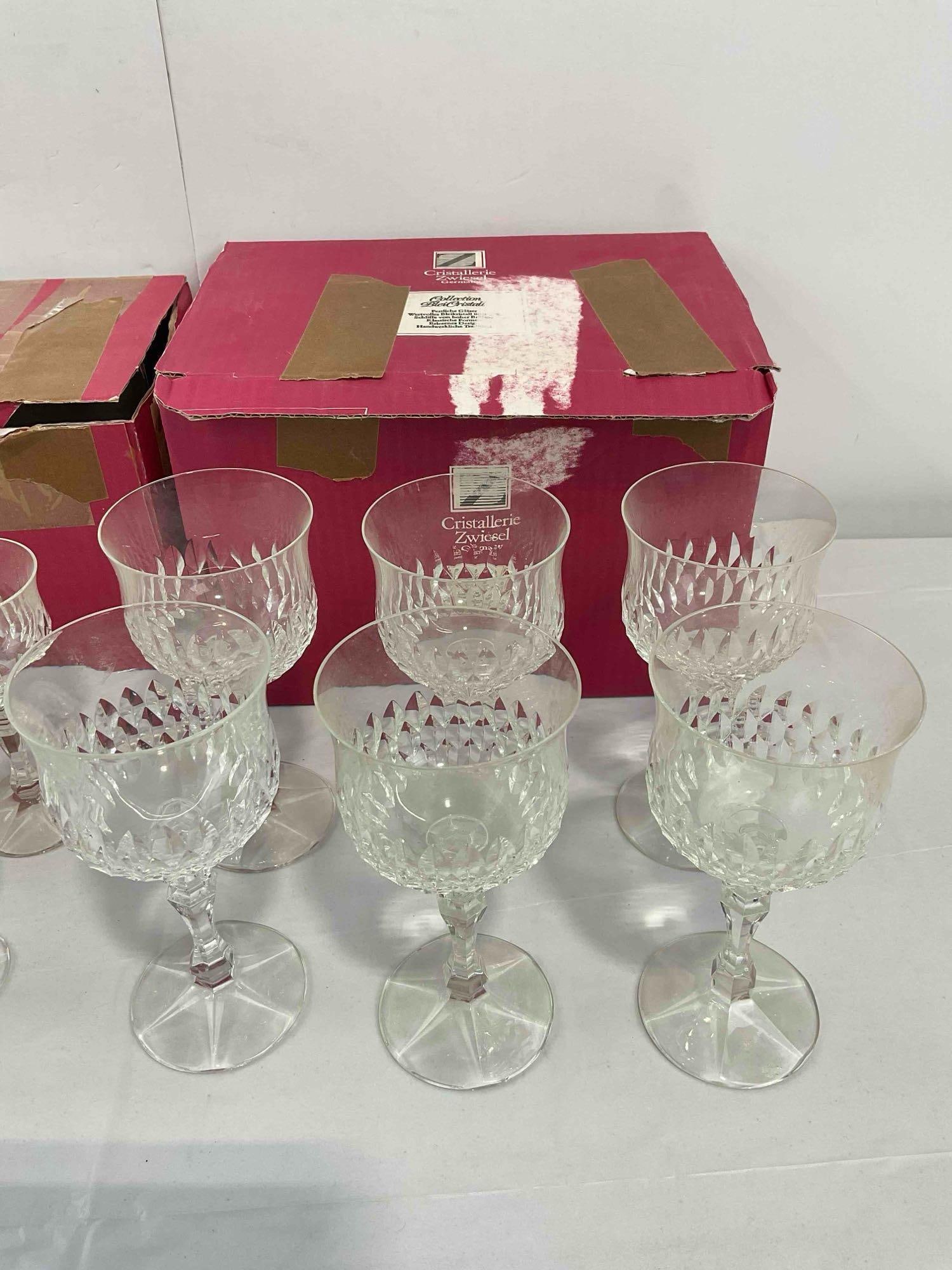 24 pcs Vintage Cristallerie Zwiesel German Leaded Crystal Glasses in Original Boxes. See pics. - 7