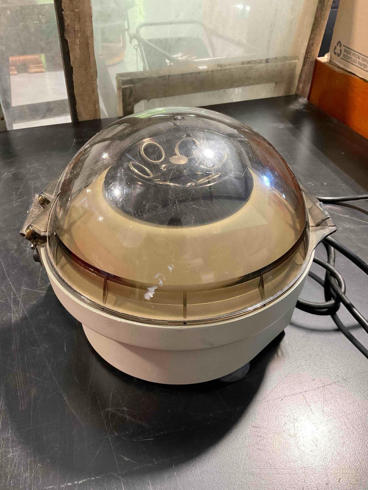 Becton Dickinson Clay Adams Compact II Centrifuge. Tested, Works. Good Condition. See pics. - 3