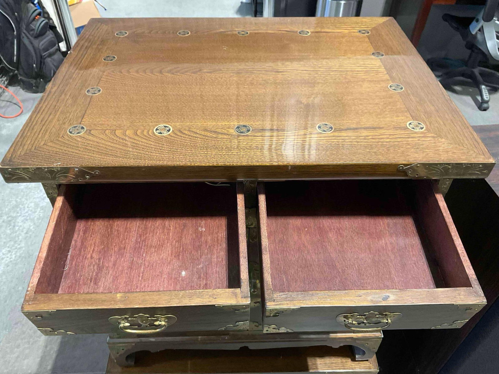 Vintage Asian Style Wood Storage Cabinet w/ 2 Drawers, Cupboard & Coin Detail. See pics. - 4