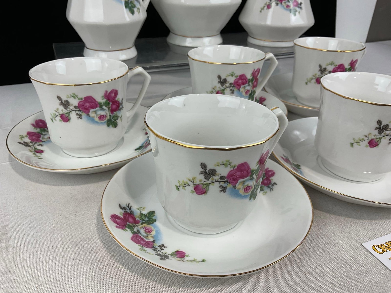 Tea Set for 6, Floral Rose pattern Porcelain, Made in China, 15 pieces - 3