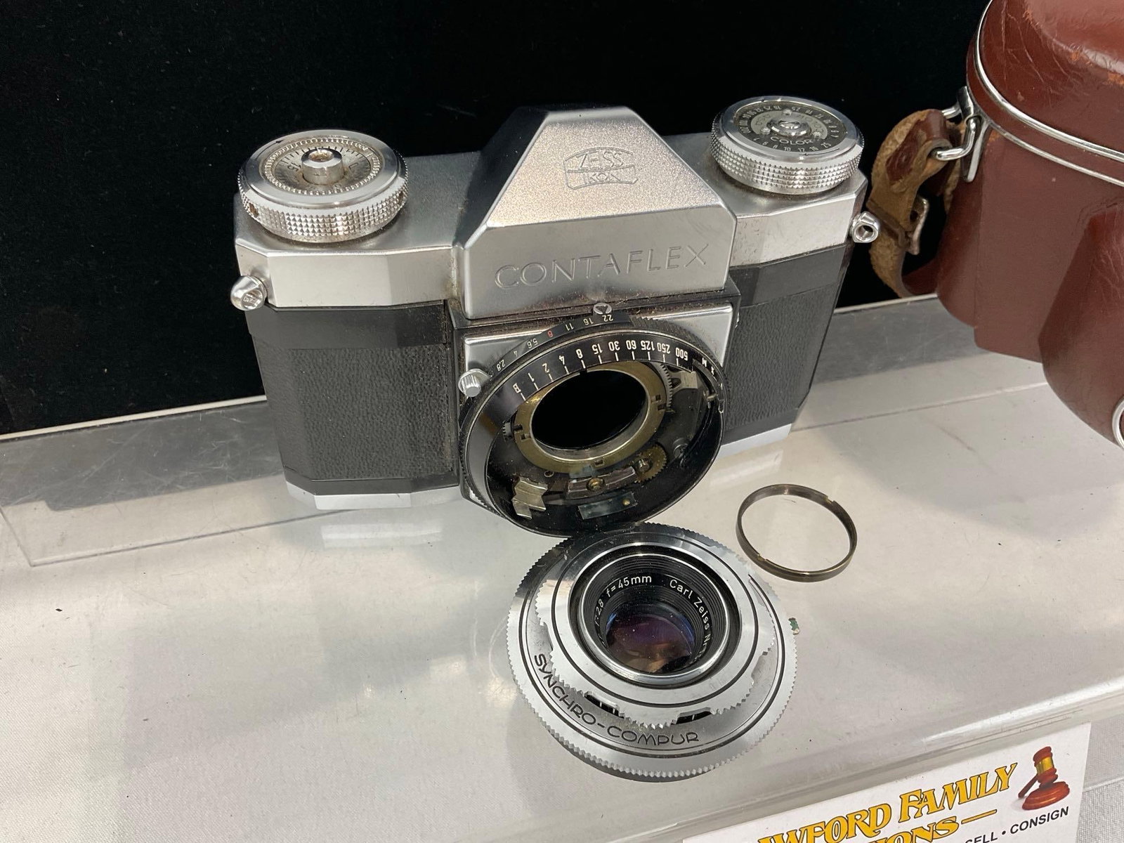 Vintage Zeiss Ikon Contaflex 35mm Camera Body w/Carl Zeiss Tessar 45mm Lens w/Leather Field Case - 2