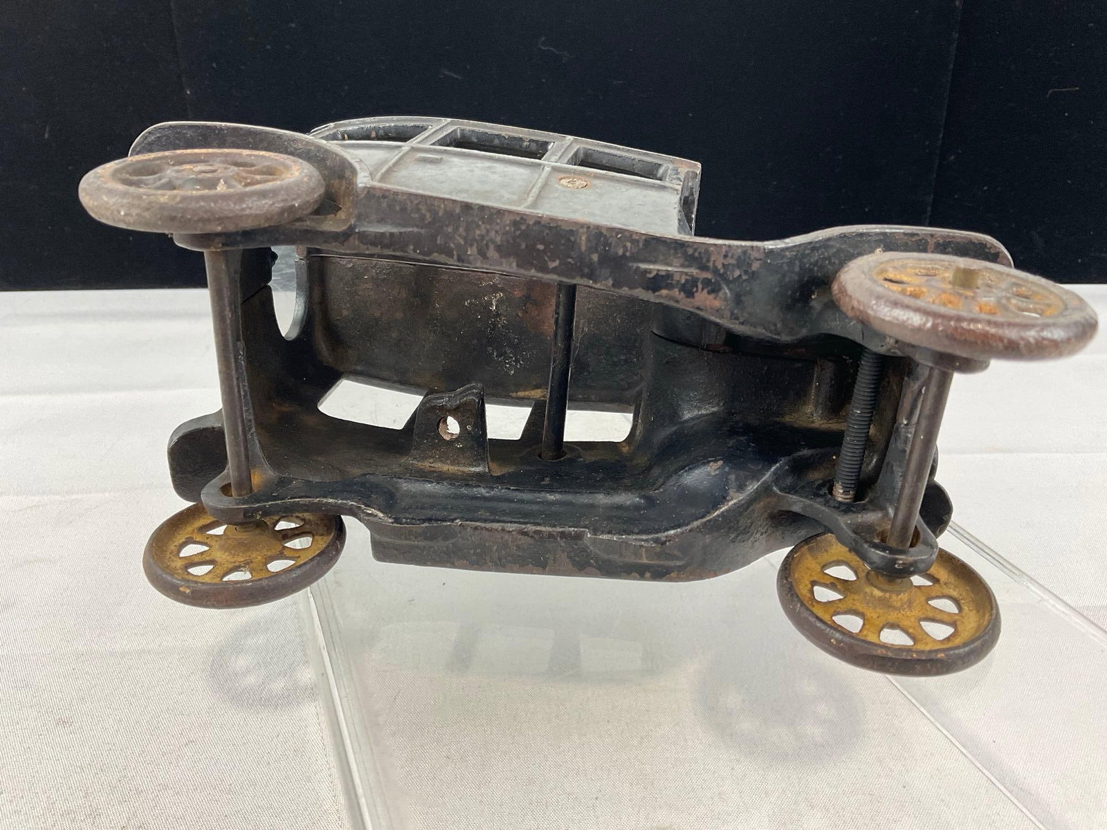 Early 20th Century Arcade Mfg Co. Cast Iron Toy Car, Ford Model T Sedan, Black/unpainted - 4