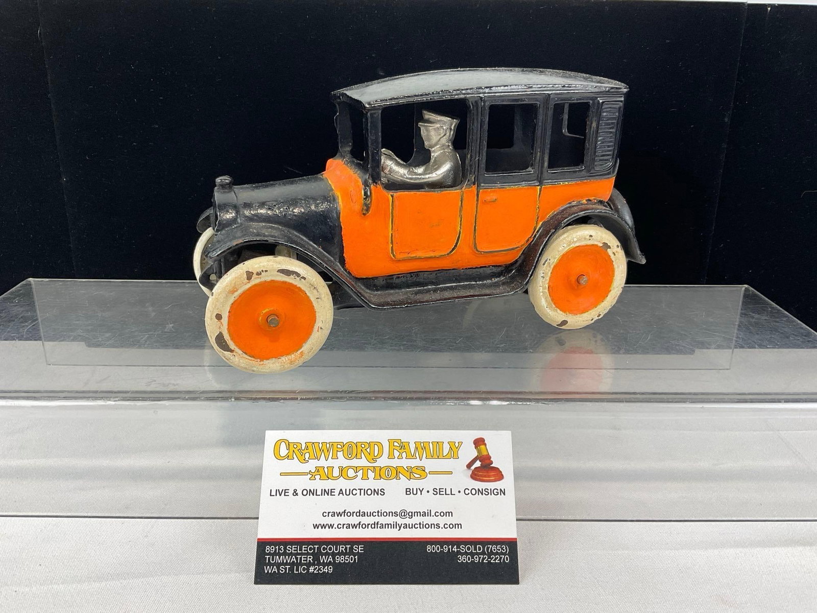 Early 20th Century Arcade Mfg Co. Cast Iron Toy Car, Ford Model T, Black/Yellow Taxi white wall t...: Appears to be in good shape. The piece measures approx 5h x 9w x 4d inches. See pics. E-5950