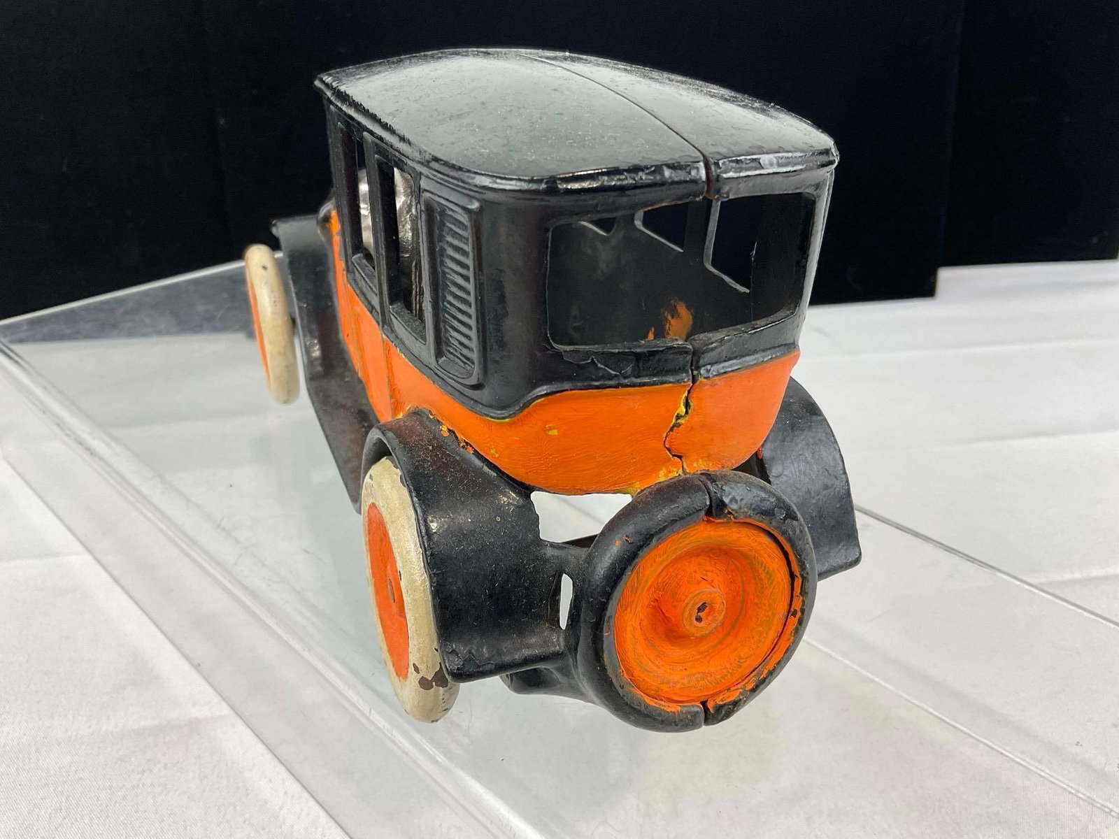 Early 20th Century Arcade Mfg Co. Cast Iron Toy Car, Ford Model T, Black/Yellow Taxi white wall t... - 5