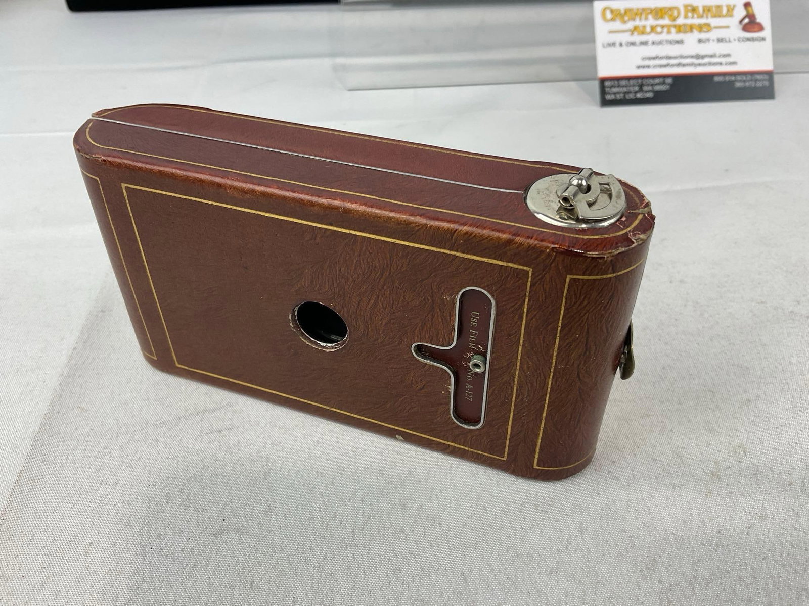 Early 20th Century Eastman Kodak Vest Pocket Kodak Series III, in Brick red - 6