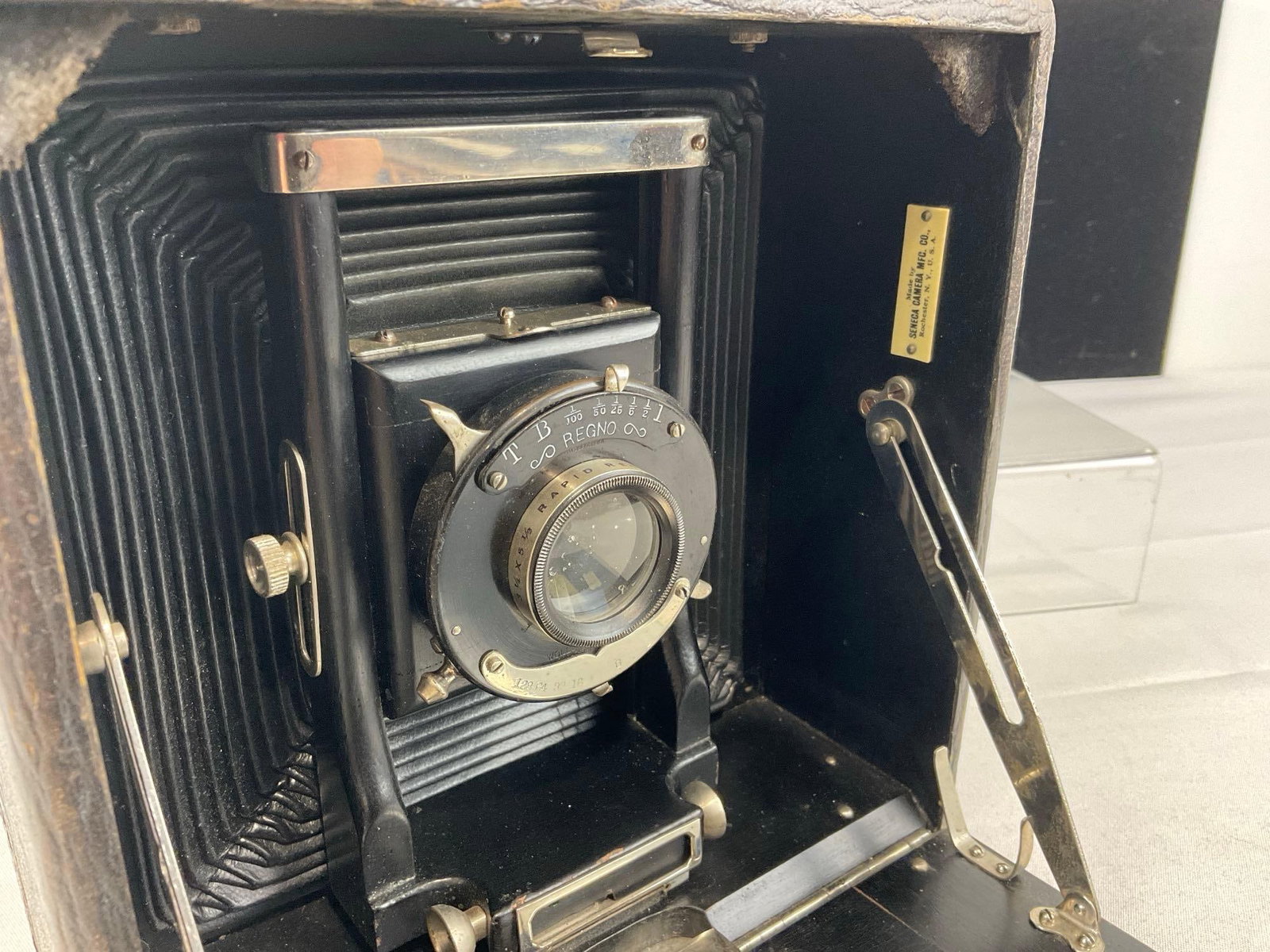 Antique Seneca no.3 Folding Camera, Sheet Film/Glass Plate, w/Regno Shutter, Leather case - 5