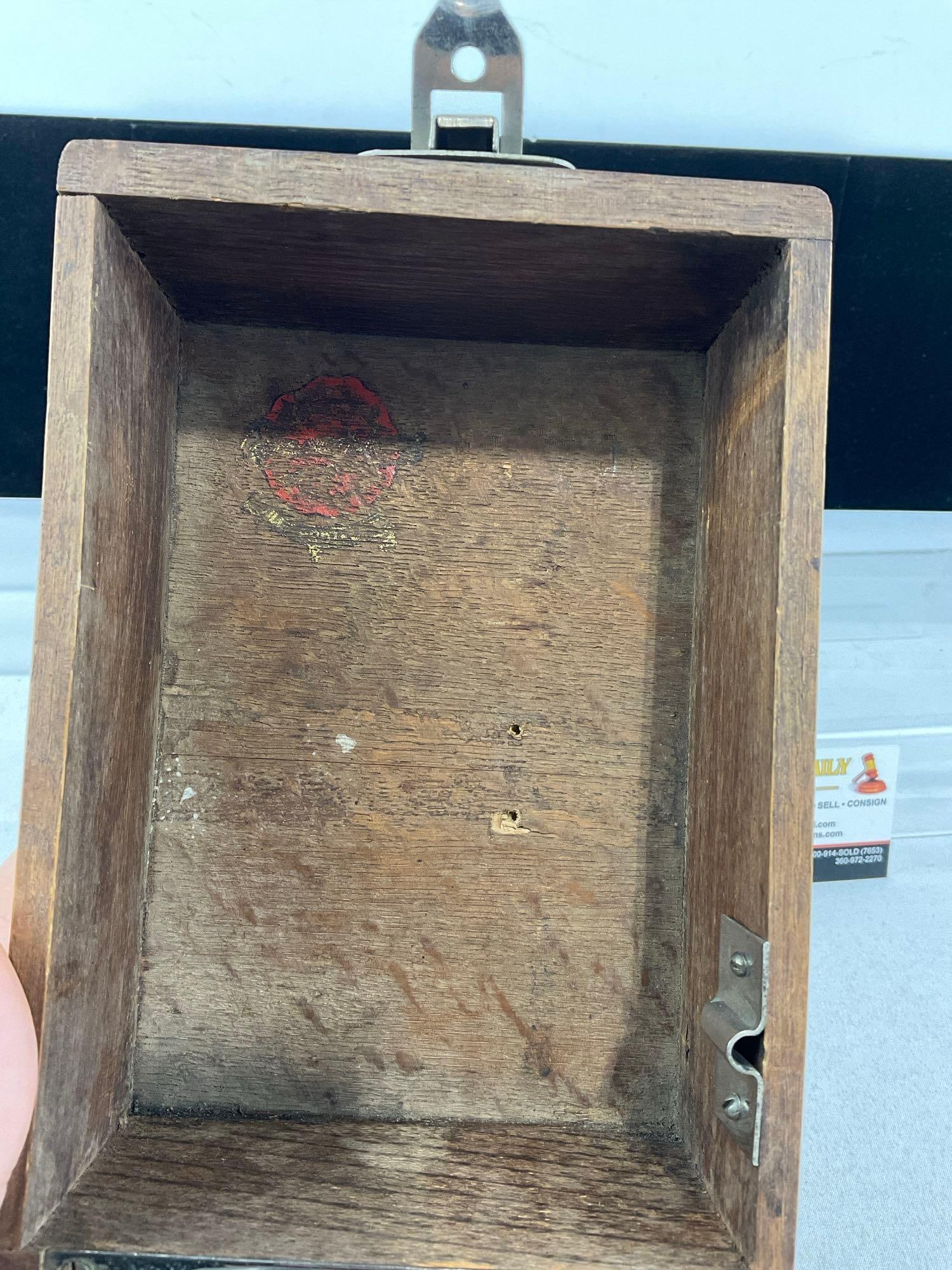 Early 20th Century 1920s Cameraphone Portable Gramophone in wooden box - 6