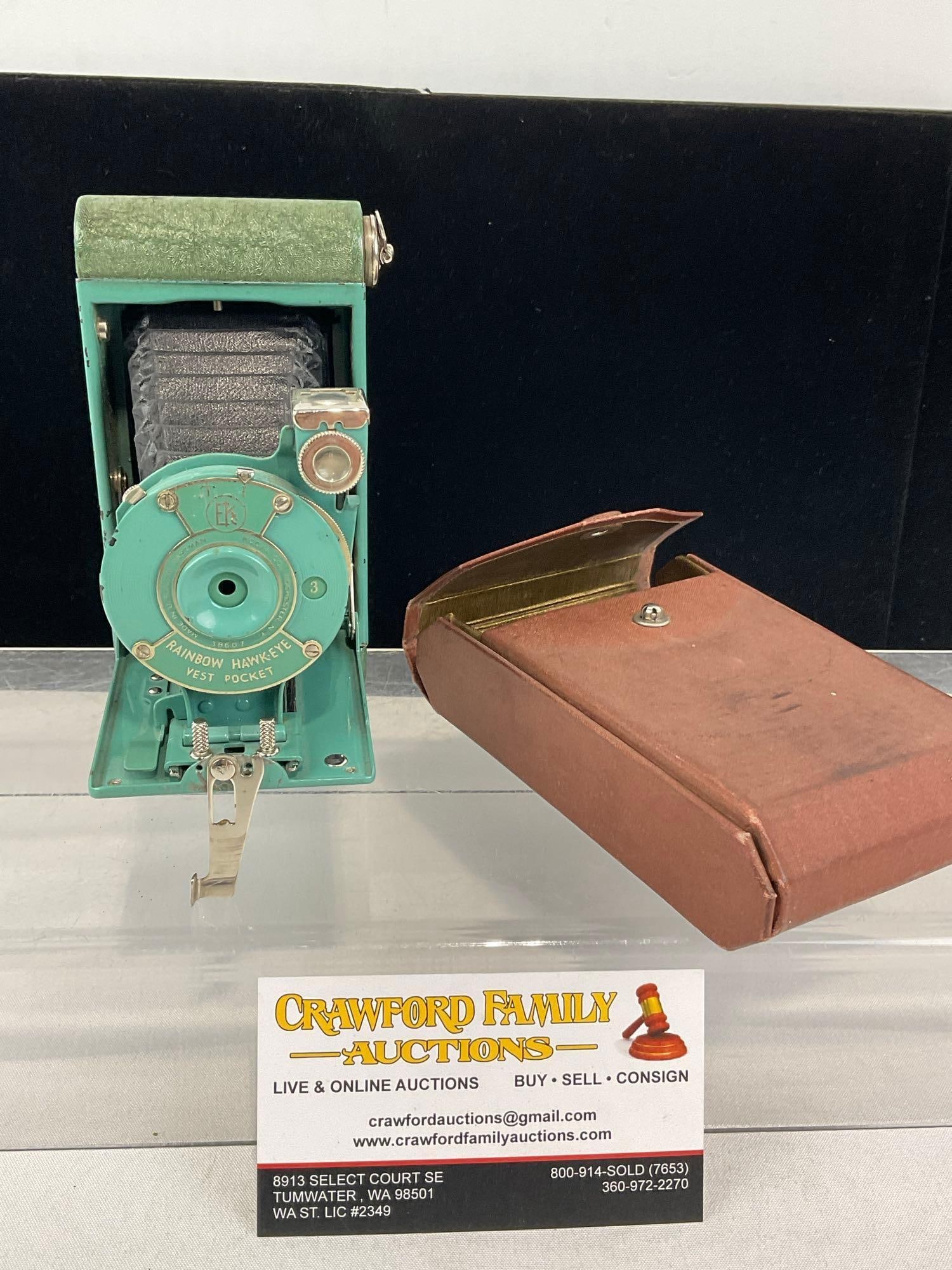 Early 20th Century Eastman Kodak Co. Rainbow Hawk-Eye Vest Pocket Petite Camera w/Carrying Case (1 of 3)