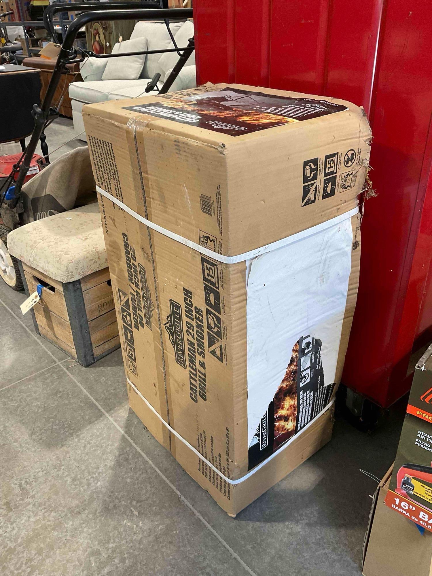 NIB RiverGrille Cattleman 29" Grill & Smoker. NIB Unopened See pics. - 4