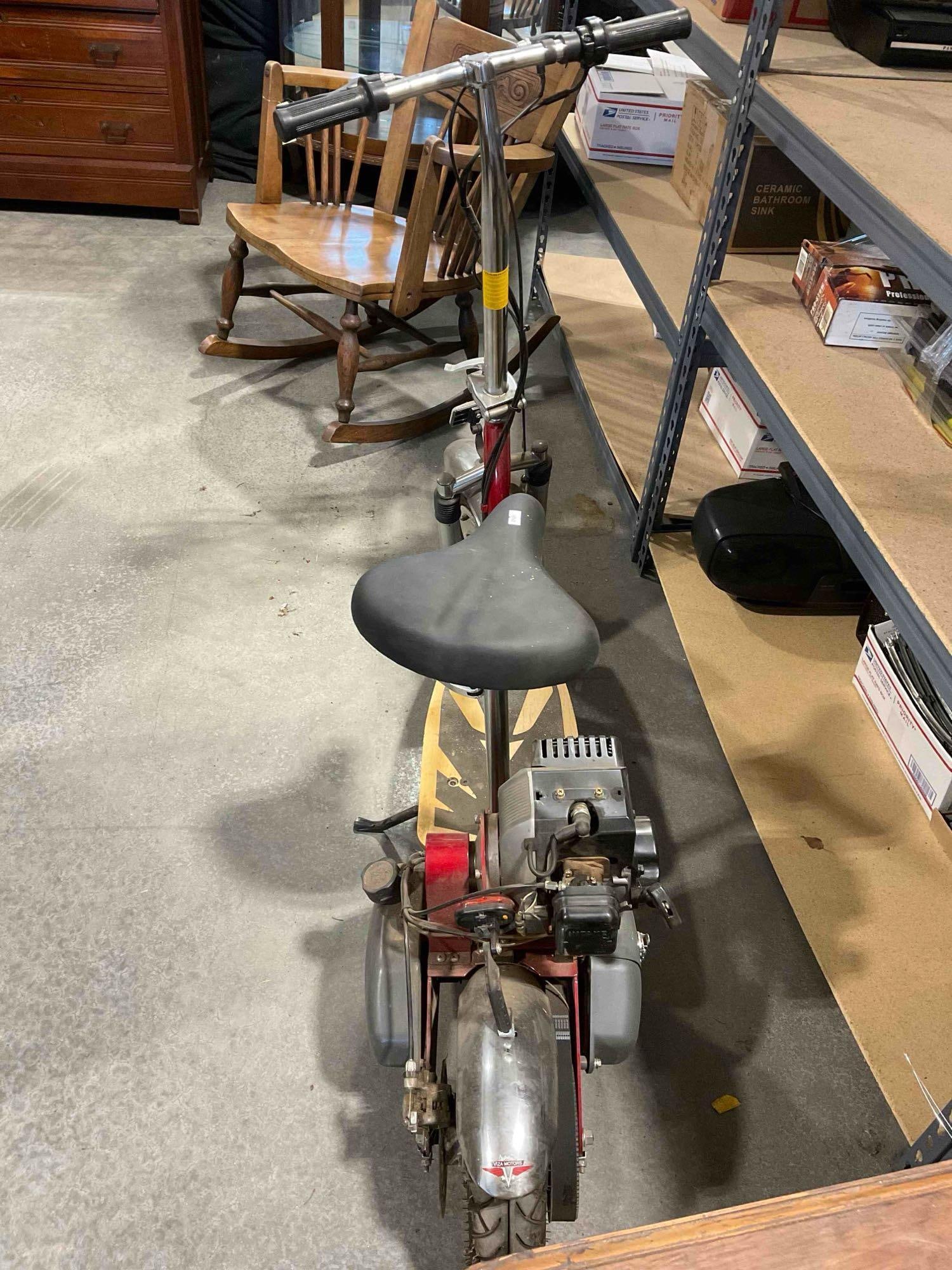 Vintage Viza V2 Stand Up Gas Powered Motor Scooter w/ 40cc Engine. Tested, Works. See pics. - 7