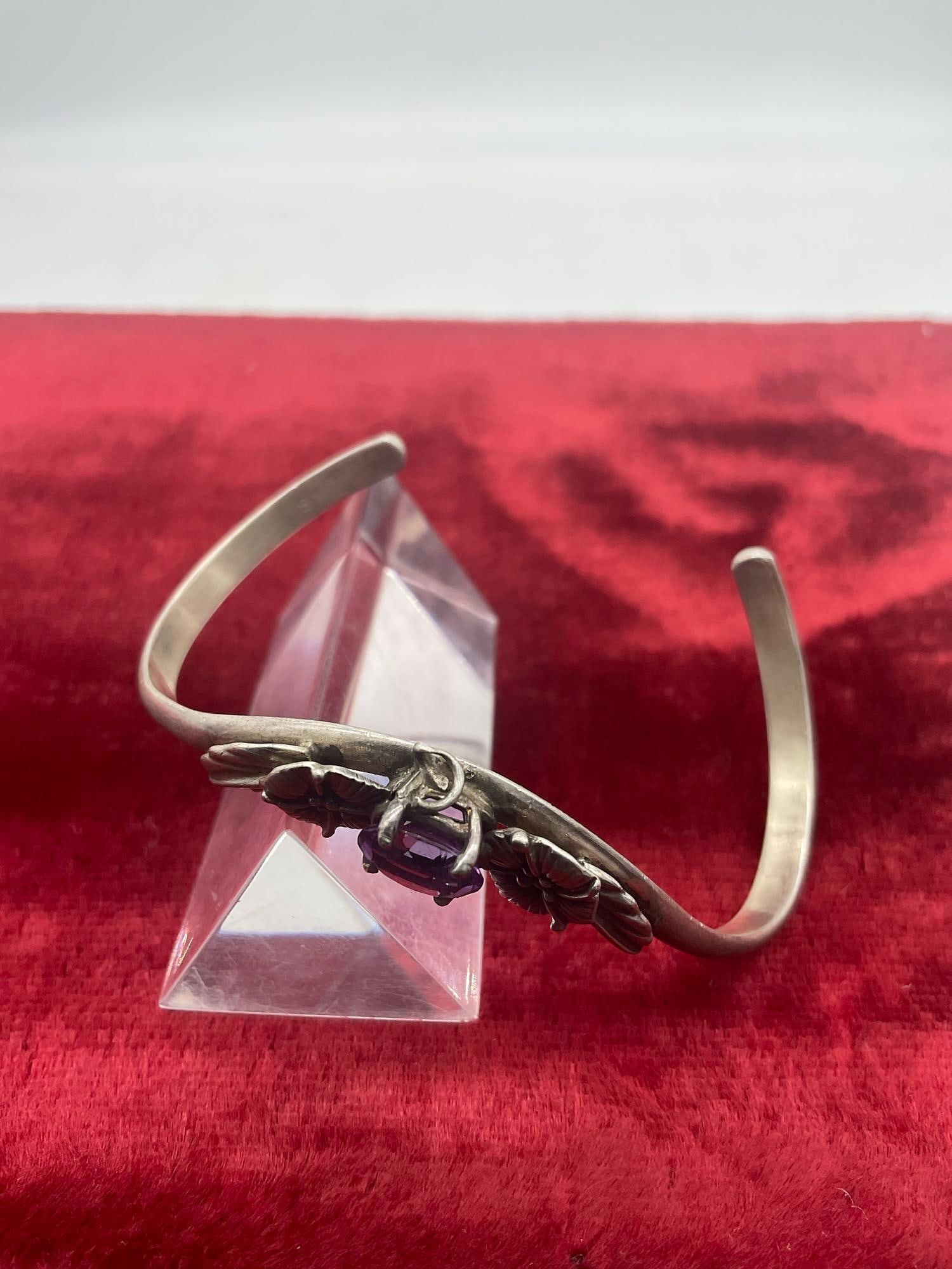 Vintage Carol Felley Native American design curved sterling silver bracelet w/ purple quartz - 3