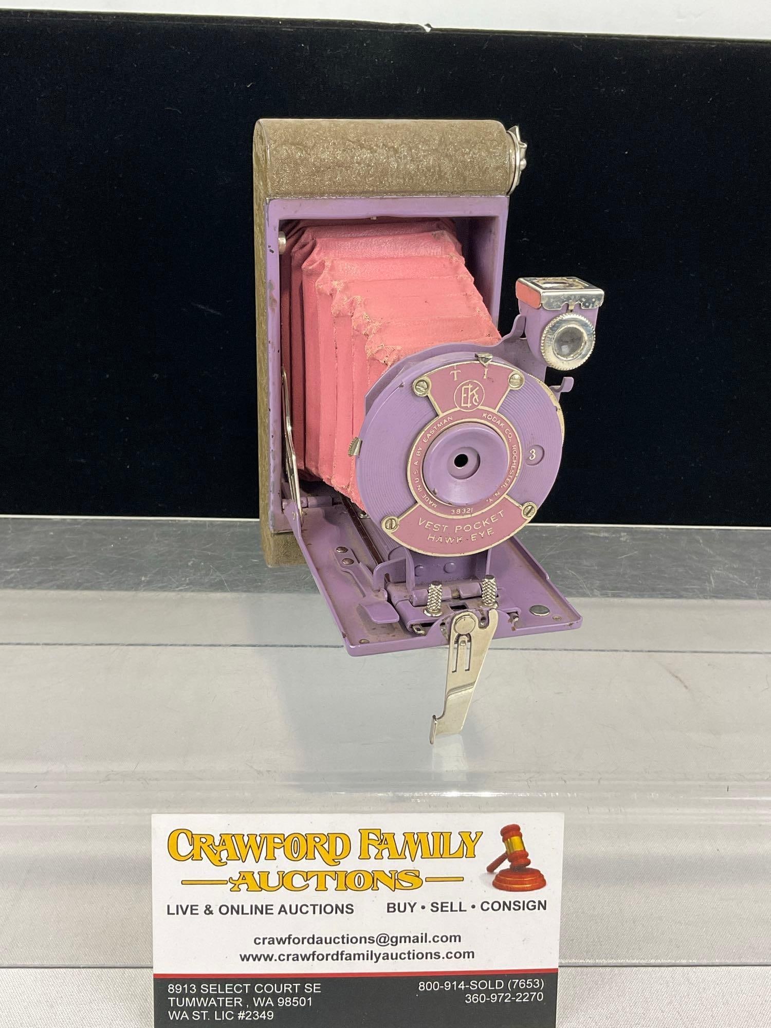 1930s Eastman Kodak Co. Vest Pocket Hawk-Eye, in Pink-Purple finish, uses 127 film (1 of 5)