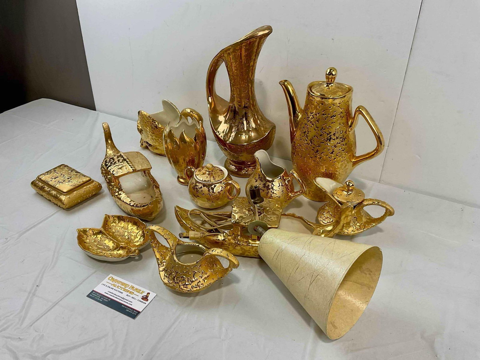 12 pcs Vintage Weeping Gold 22k Glazed Ceramic Dish Assortment, incl. Coffee Pot & More. - 2