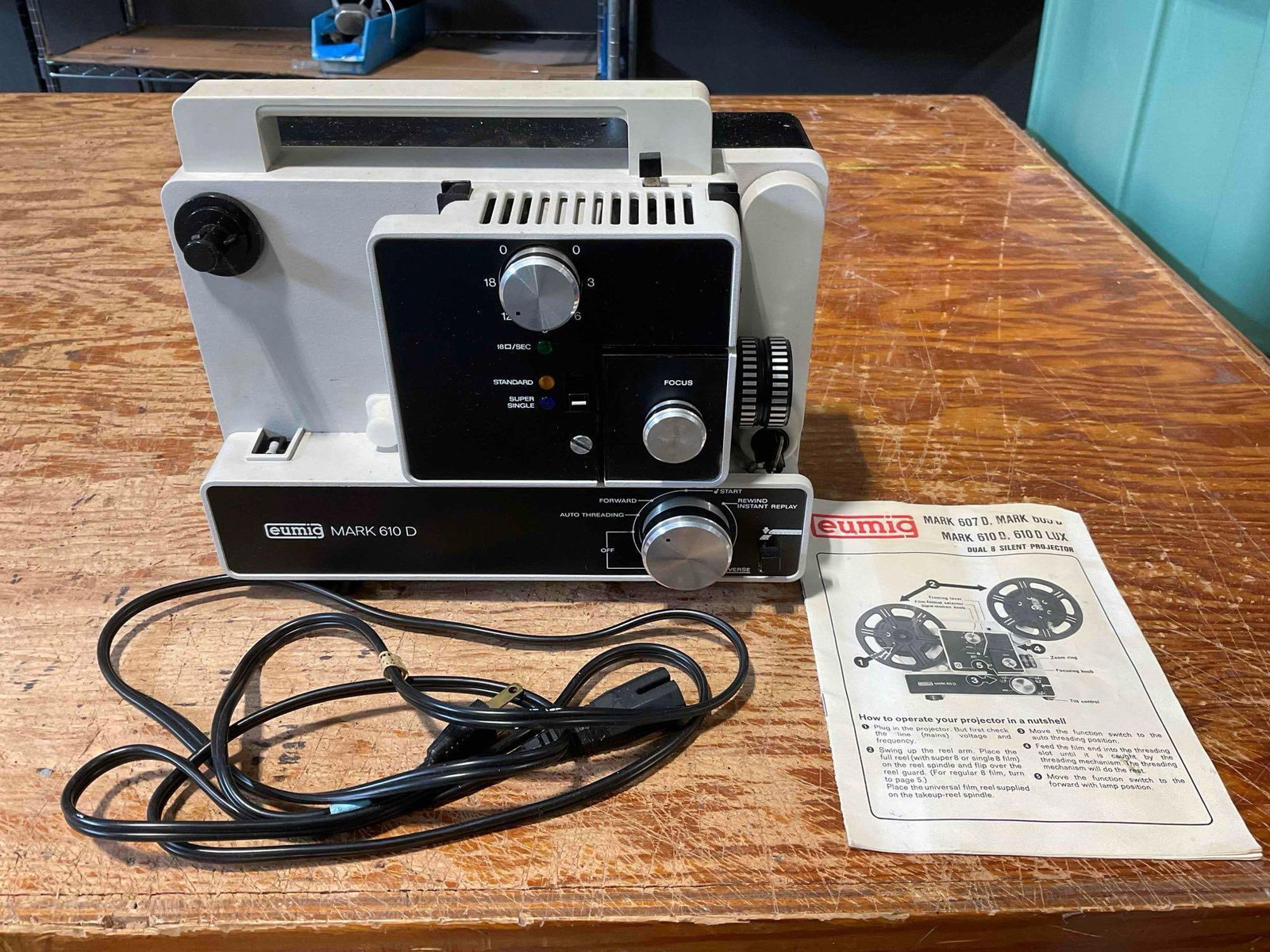 Vintage Eumig Mark 610 D Dual 8 Silent Projector. Tested, Powers On. Good Condition. See pics. (1 of 6)