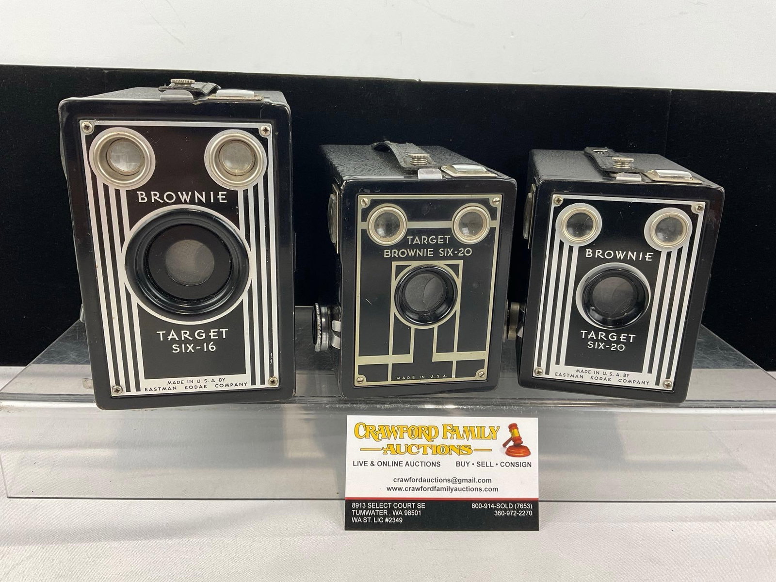 3x Eastman Kodak Brownie Box Cameras, Target Six-16, 2x Target Six-20: We are not camera experts, all noted condition is cosmetic, and all cameras are untested/ as is. These cameras are from a large single consignor collection that has been well kept in storage, but the 