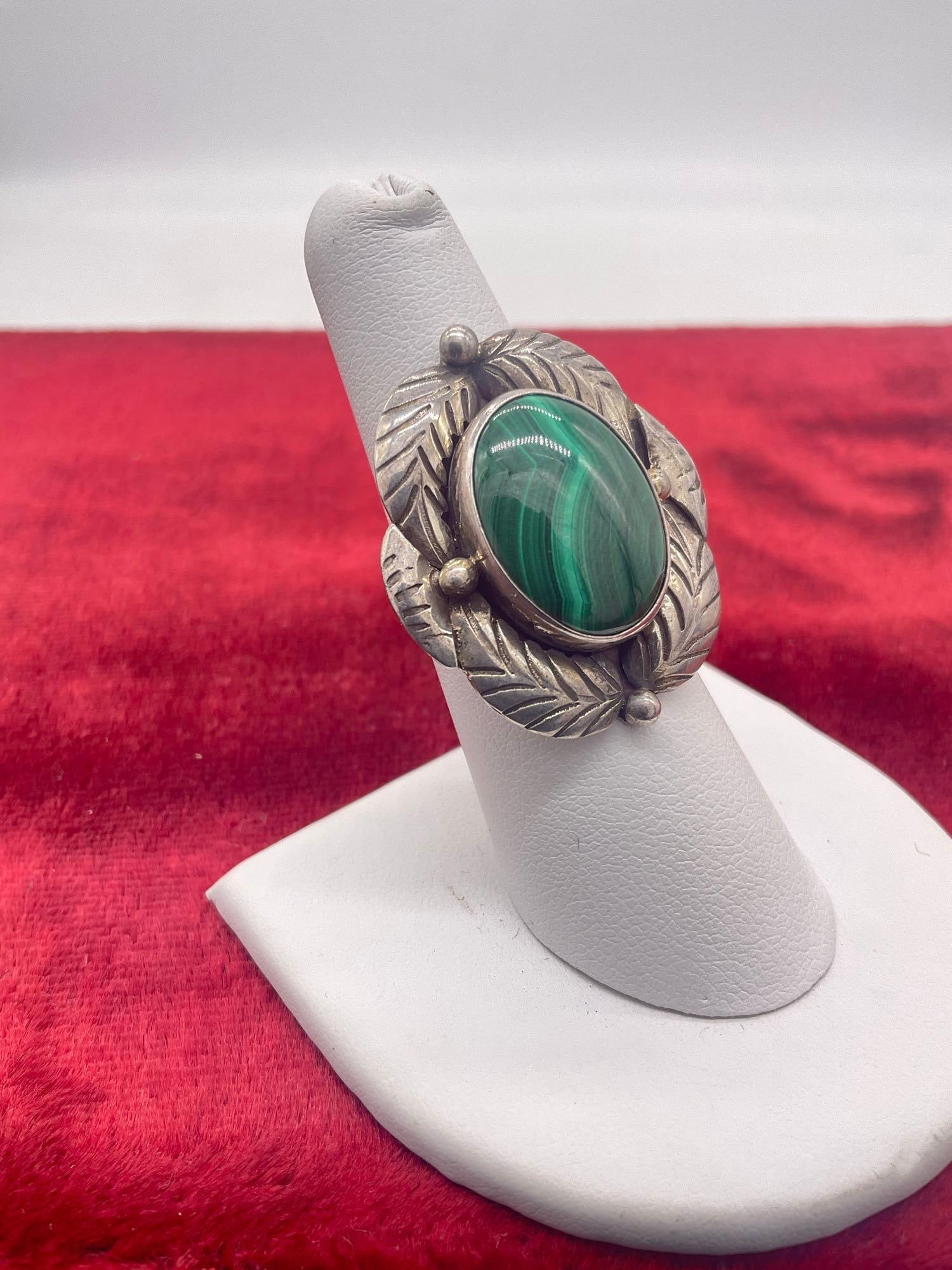 Vintage Nakai Native American sterling silver malachite floral motif ring size 7 - 2