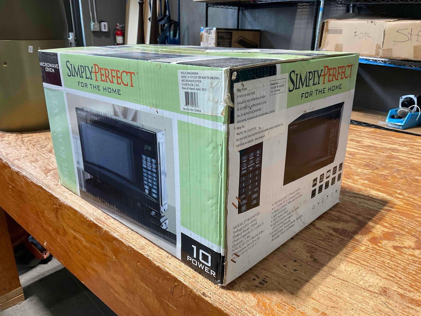 NIB Simply Perfect For the Home Microwave Oven Model P70B20AP-D2. Good Condition. - 2