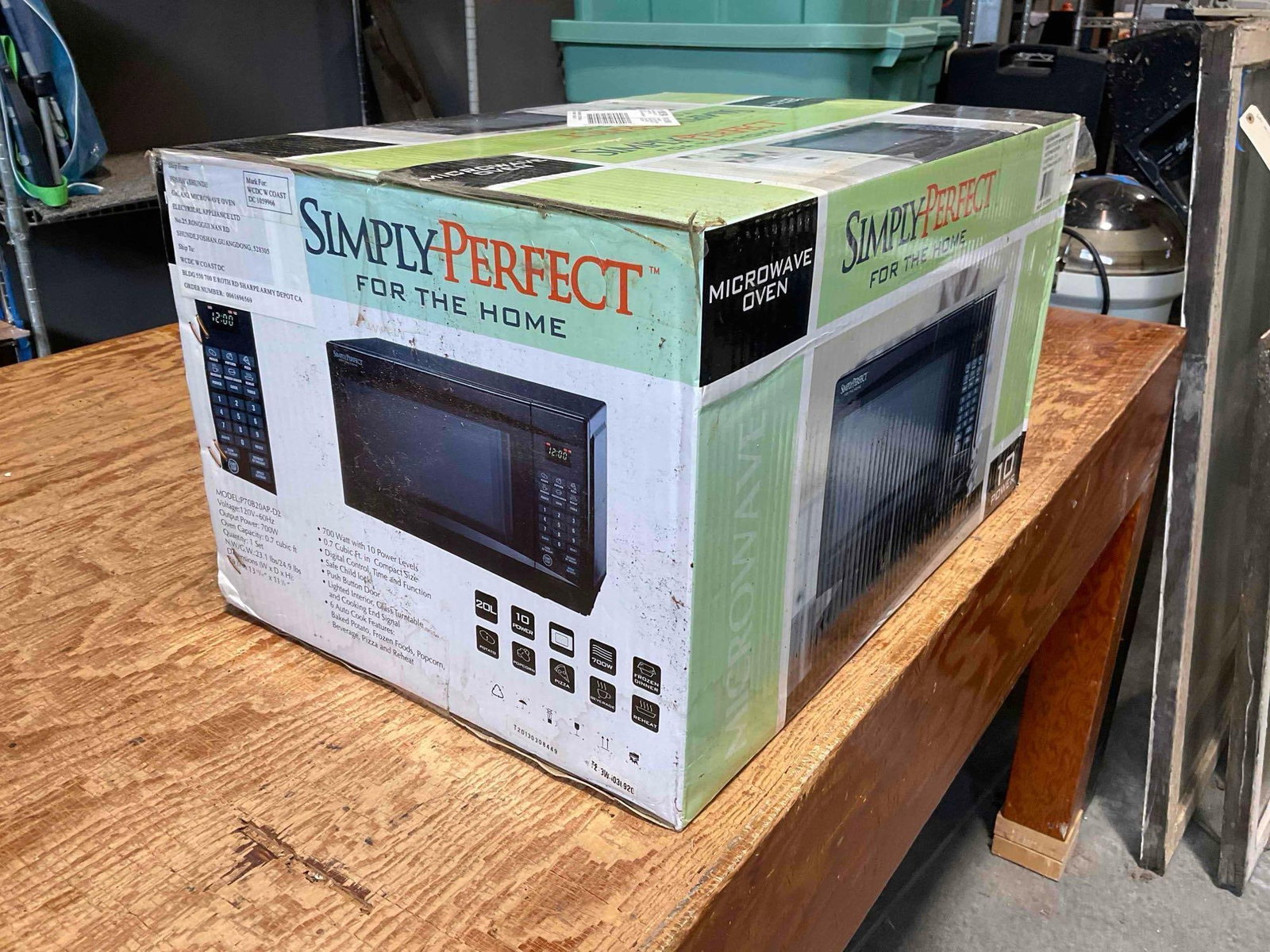 NIB Simply Perfect For the Home Microwave Oven Model P70B20AP-D2. Good Condition. - 3