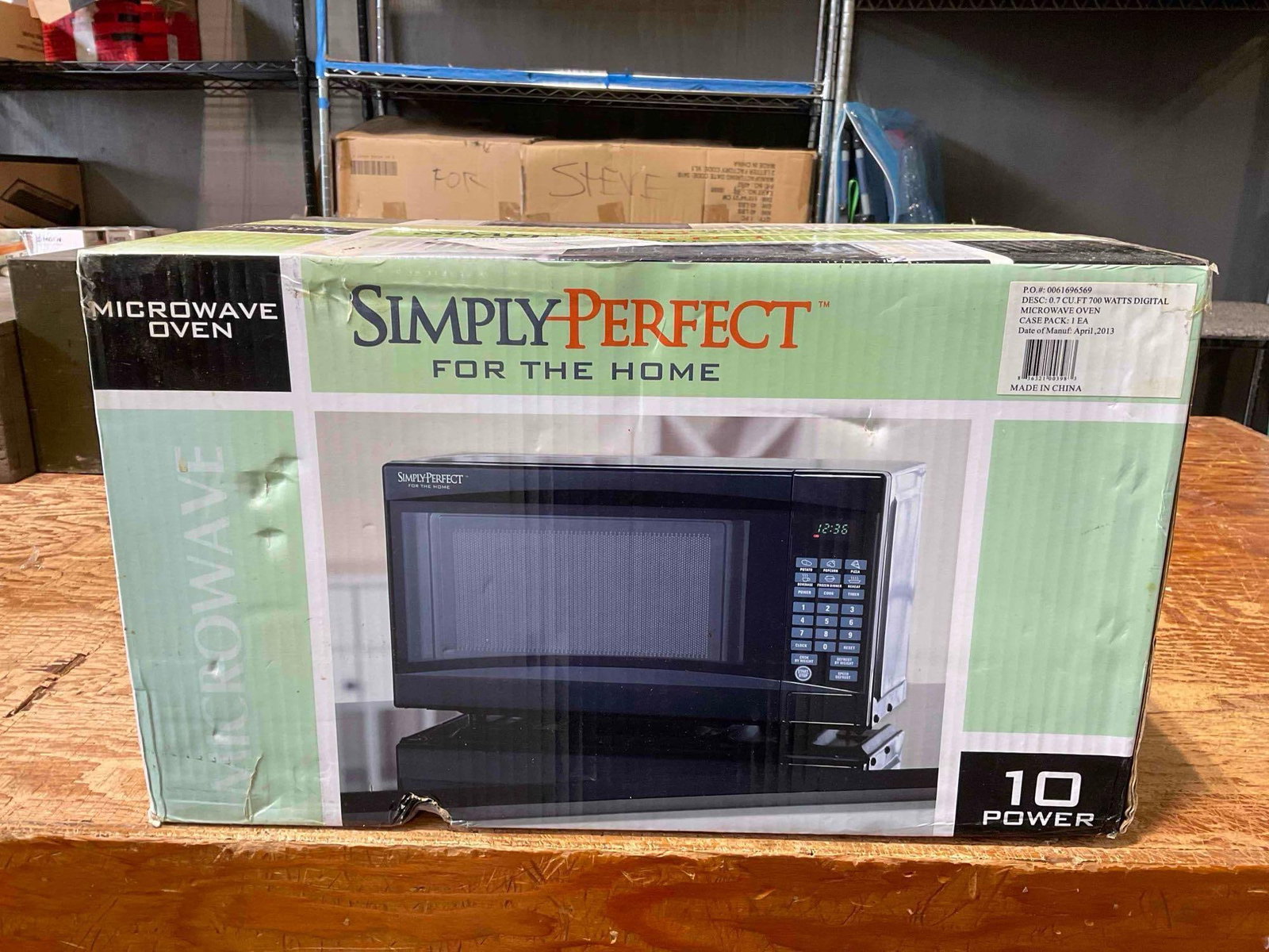 NIB Simply Perfect For the Home Microwave Oven Model P70B20AP-D2. Good Condition. - 4