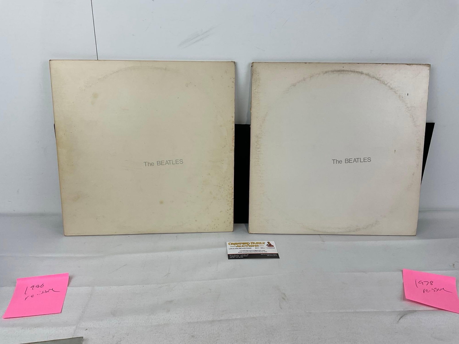 Pair of Beatles Vinyl Records, The White Album, Double Albums, appears to be vintage reissues: The pair appear to be reissues, 1986 +1978, we are not experts on records. Appears to be in good shape. The piece measures approx 2h x 14w x 14d inches. See pics. E-5950
