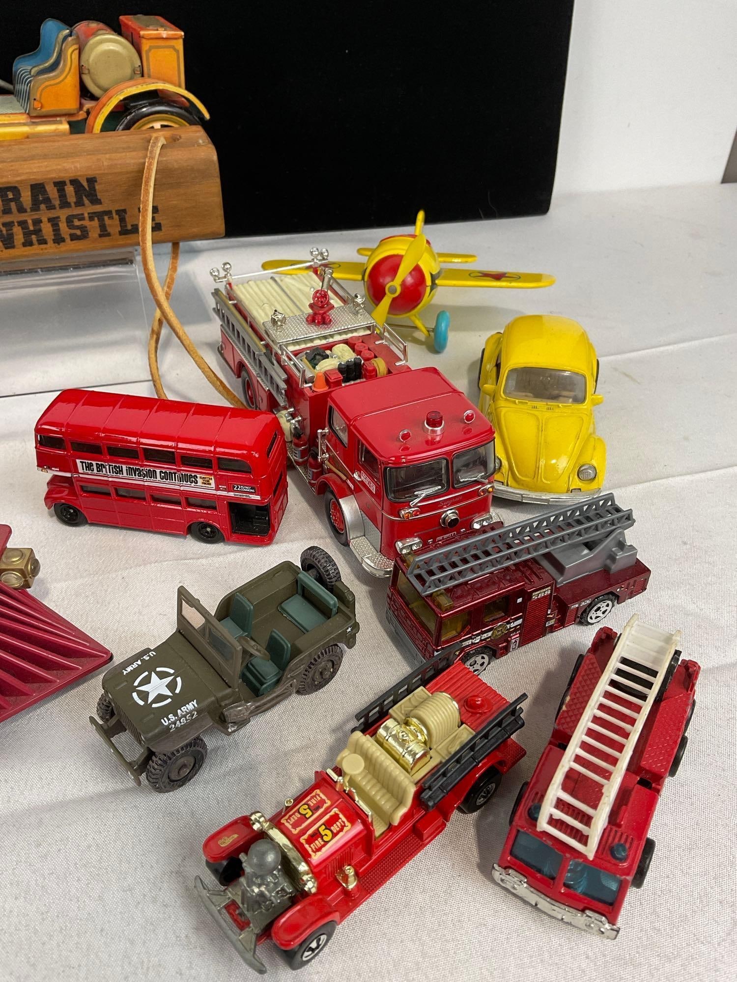 Model Train, Diecast Cars, Tin Pressed Car Toy, Starbucks Express, Matchbox, Hot Wheels, & more - 2