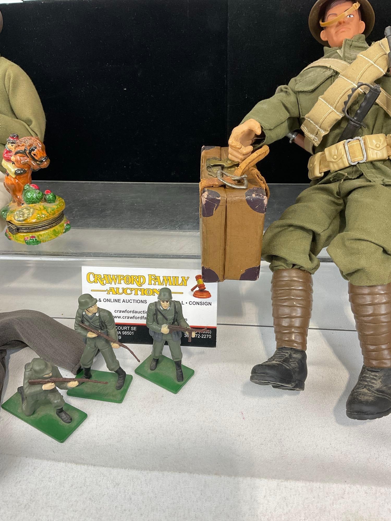 3 WW2 Action Figures Formative Intl w/clothes, 7 Blue Box WW2 & Roman Figures, 9x13x9 inches - 3