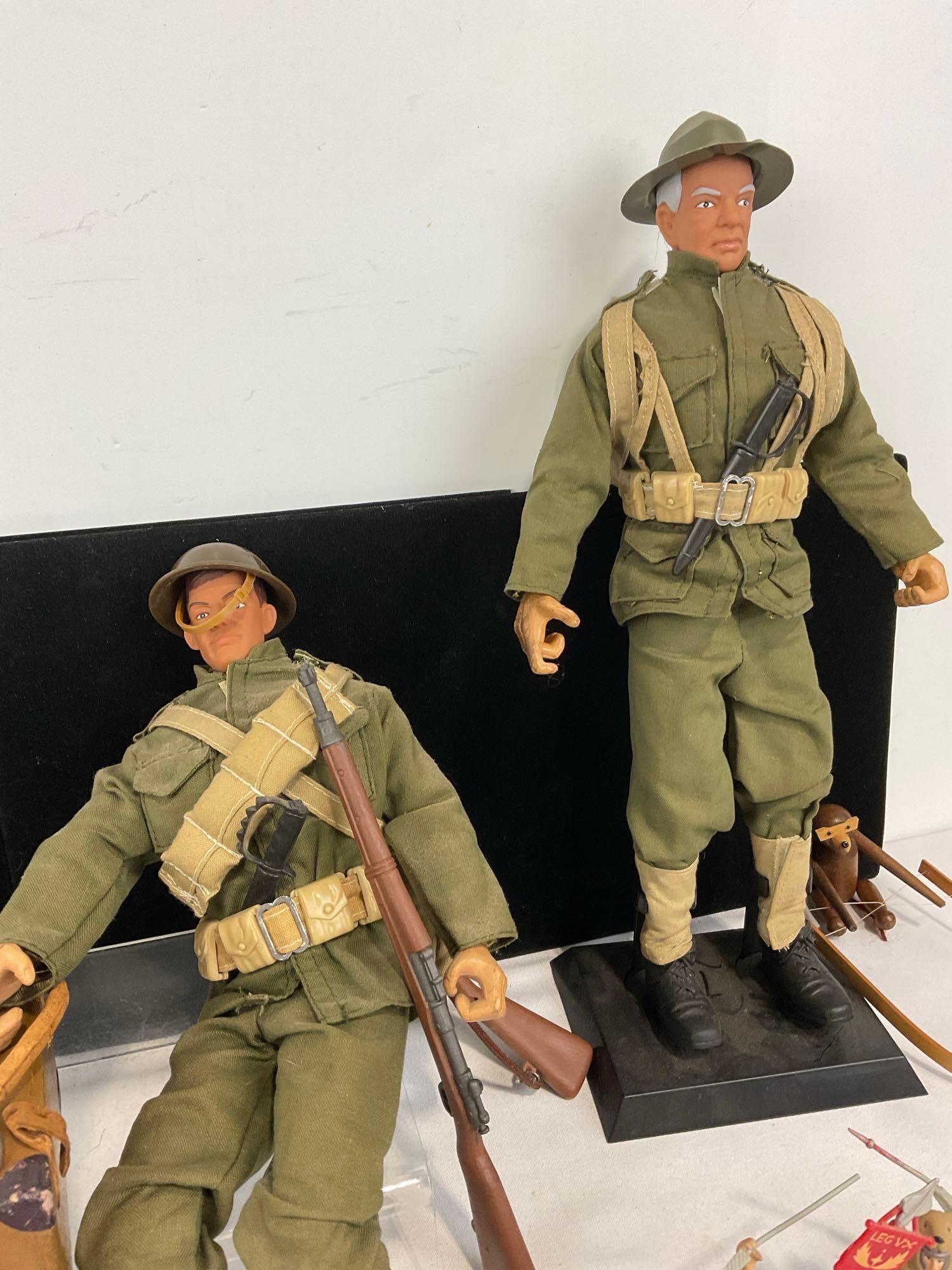 3 WW2 Action Figures Formative Intl w/clothes, 7 Blue Box WW2 & Roman Figures, 9x13x9 inches - 4
