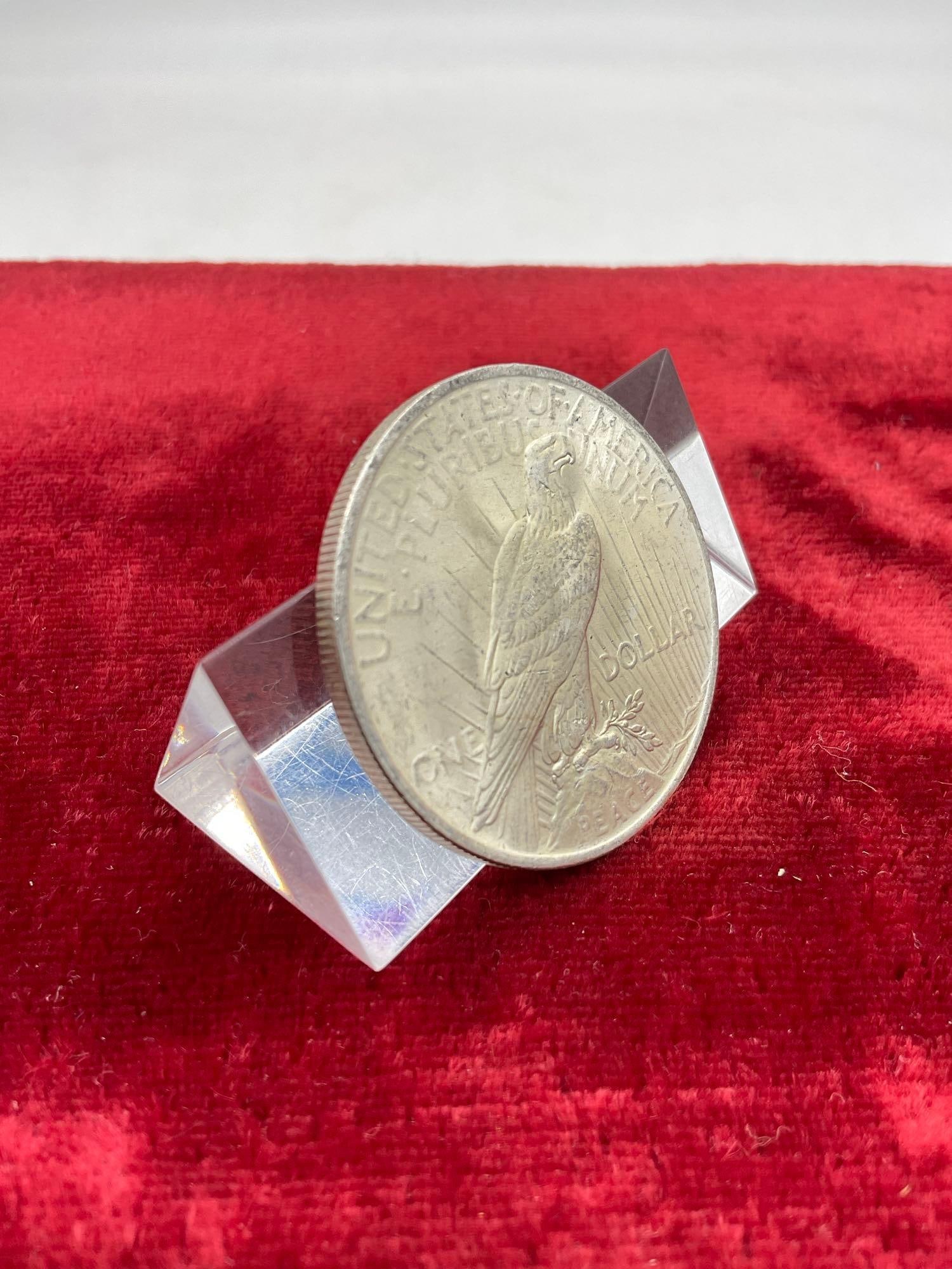 Antique 1922 Silver Peace dollar nice coin Poss MS quality see pics - 5
