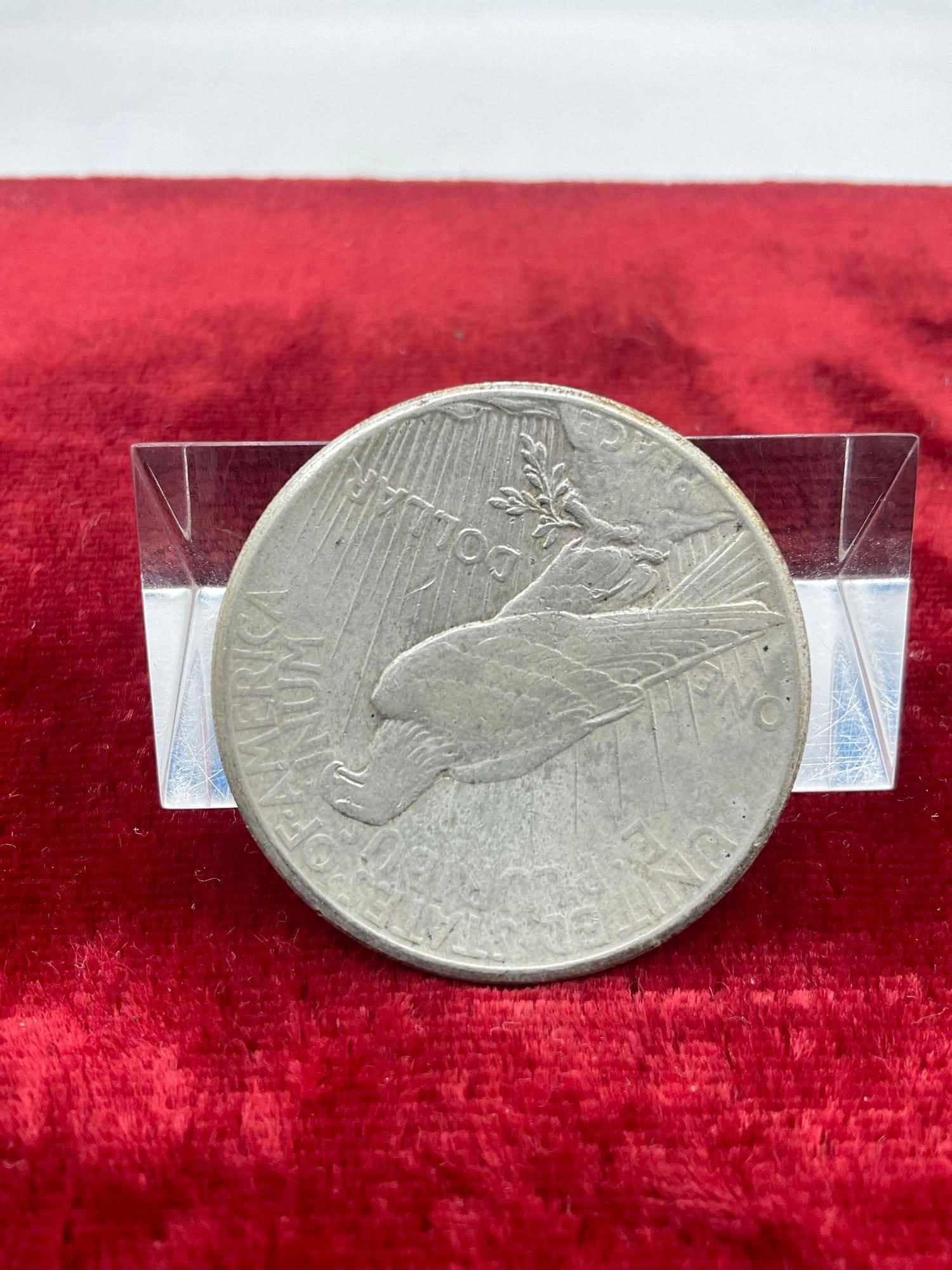 1927 Silver Peace dollar nice coin see pics - 2