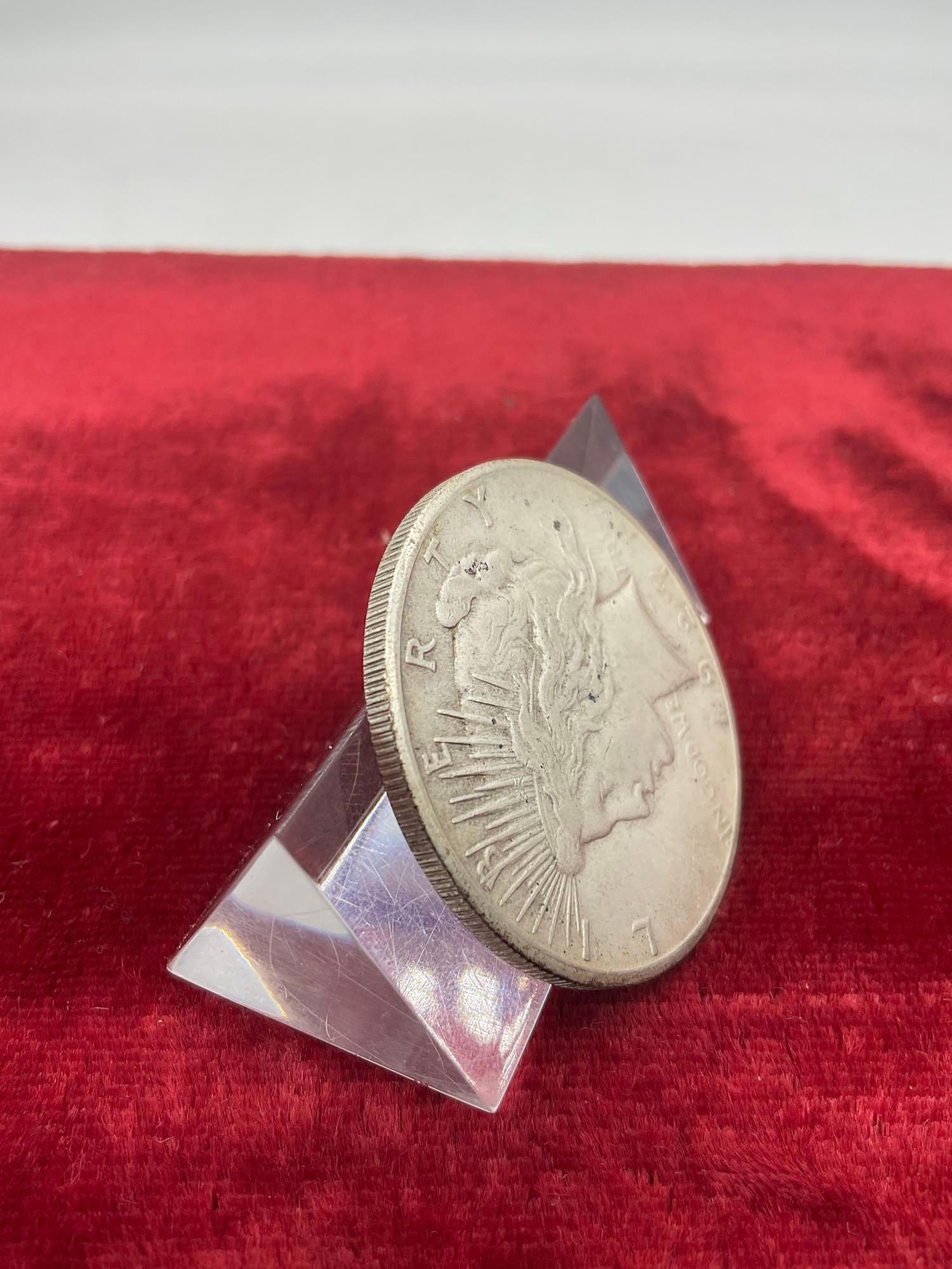1927 Silver Peace dollar nice coin see pics - 3
