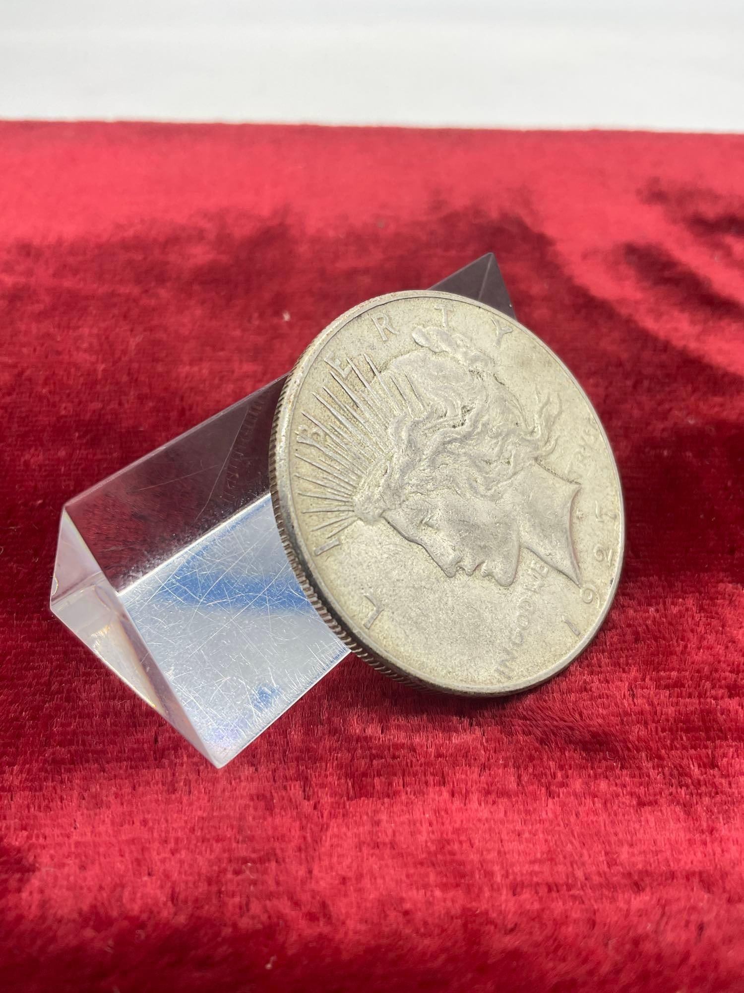 1927-S / Silver Peace dollar nice coin see pics - 2