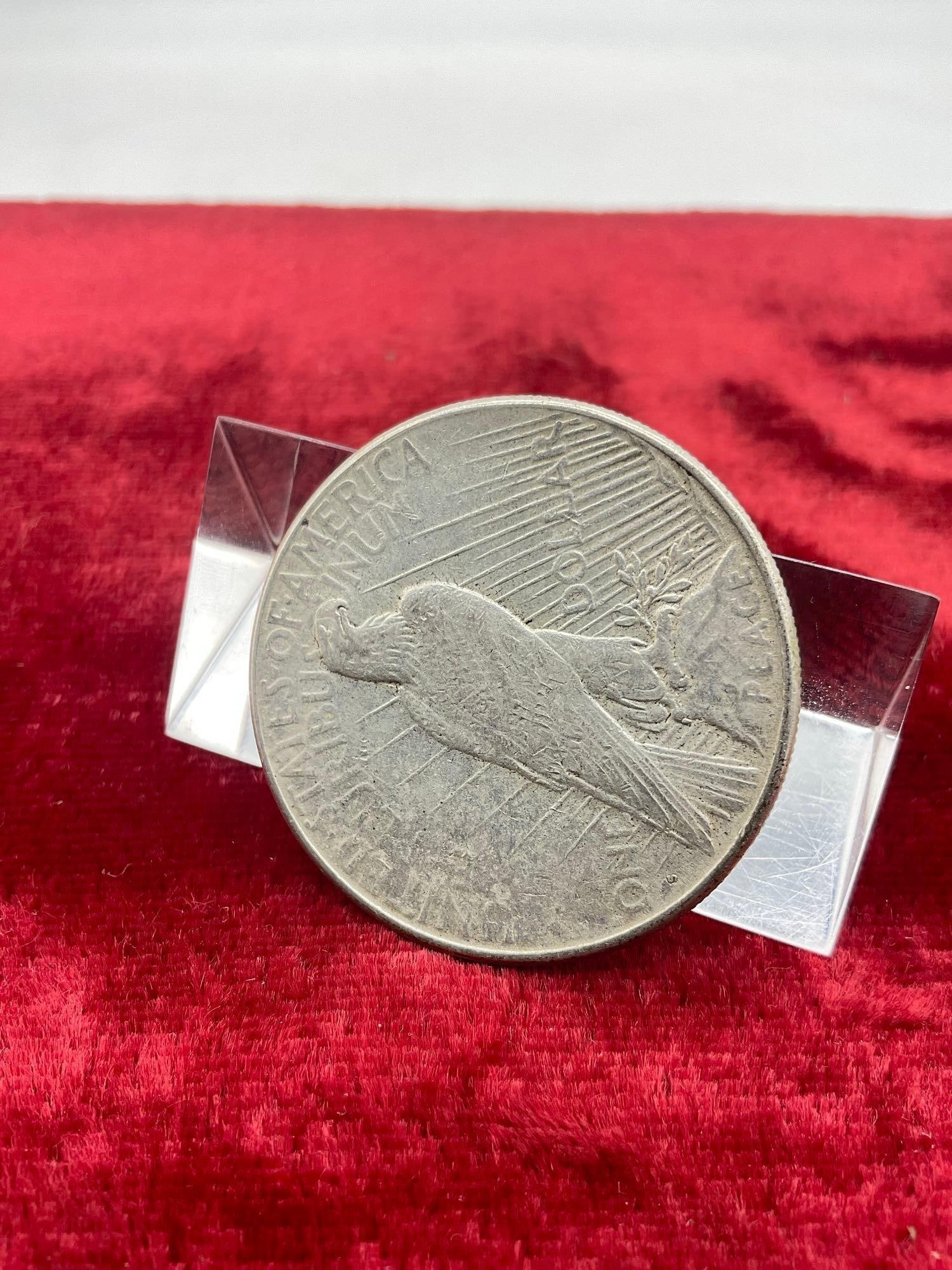 1927-S / Silver Peace dollar nice coin see pics - 3