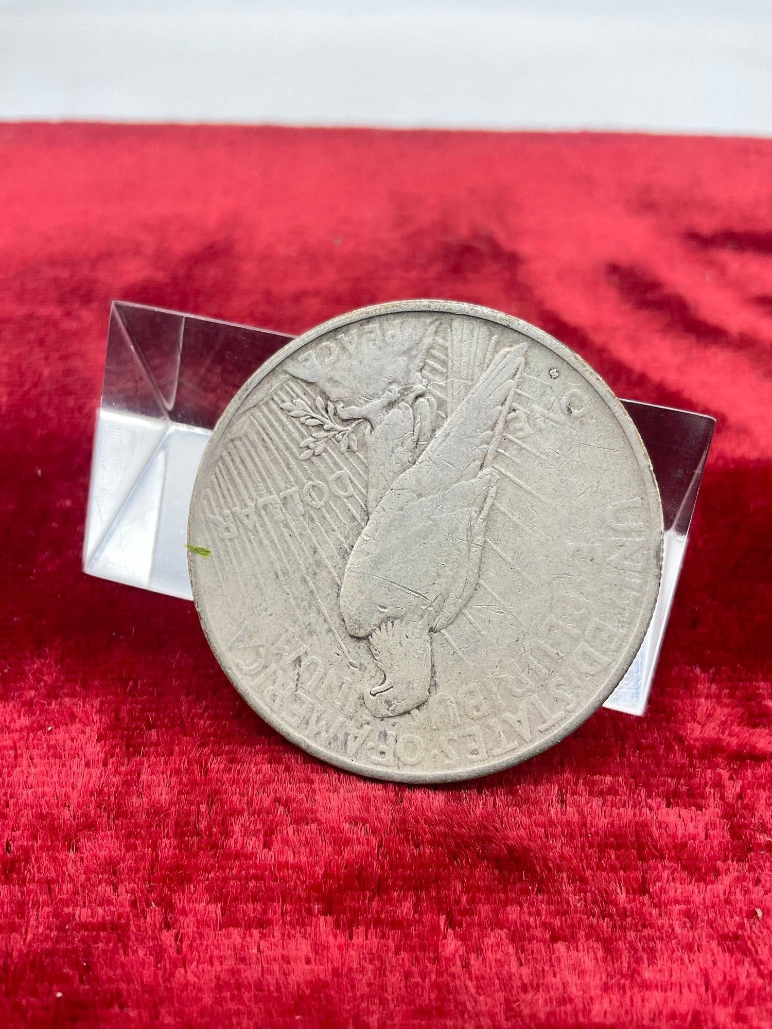 1935-S Better date Silver Peace dollar nice coin see pics - 3