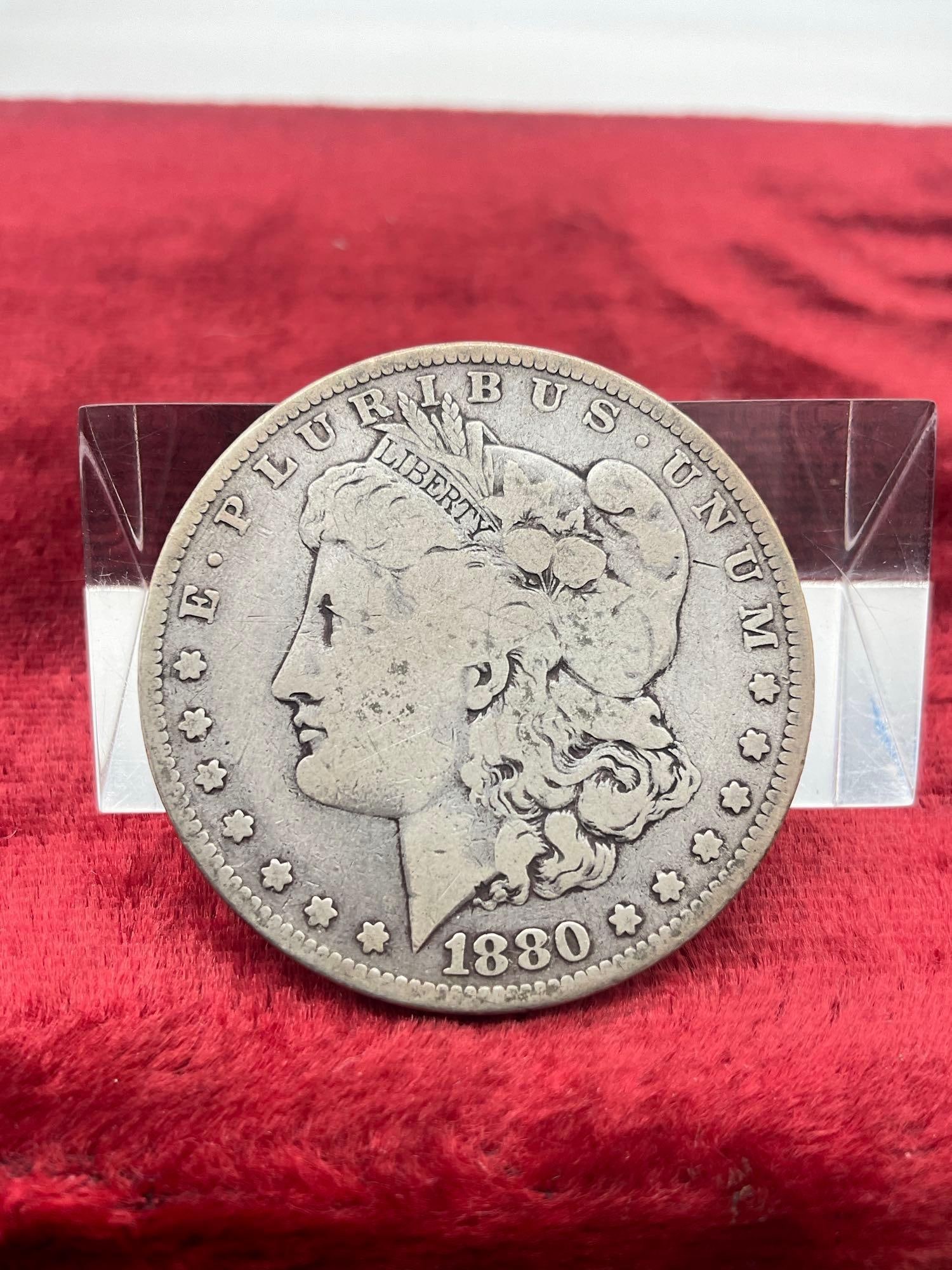 Antique 1880-O Silver Morgan Dollar (1 of 12)