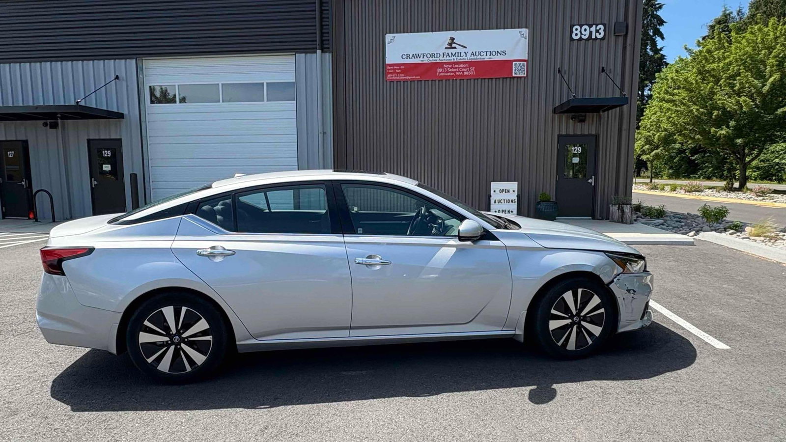 2020 Nissan Altima 2.5 SV Loaded W/ only 2,975 Miles See decription 1 owner car 28 city 39 Hwy - 4