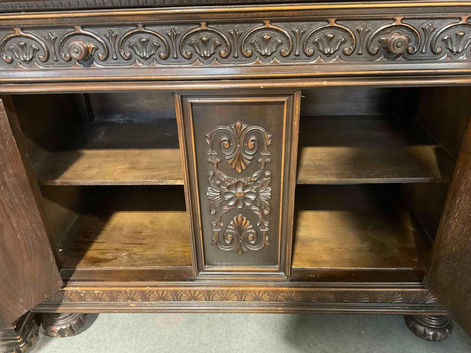 Turn of the Century Renaissance Revival Style Walnut Cabinet w/ Fruit Carvings & Flame Veneer. - 7