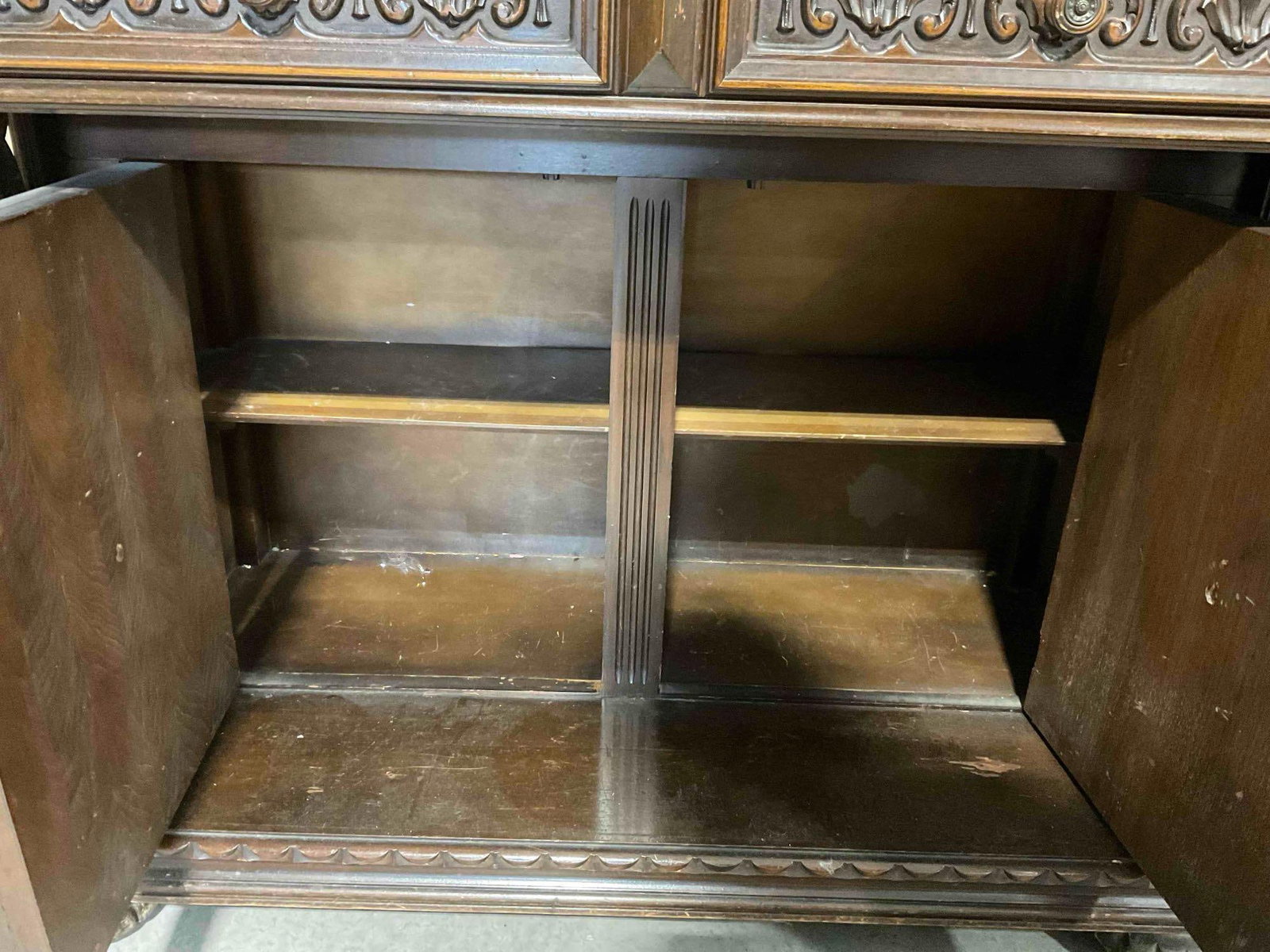 Turn of the Century Renaissance Revival Walnut Carved Buffet w/ Fruit Carvings & Nice Details. - 7