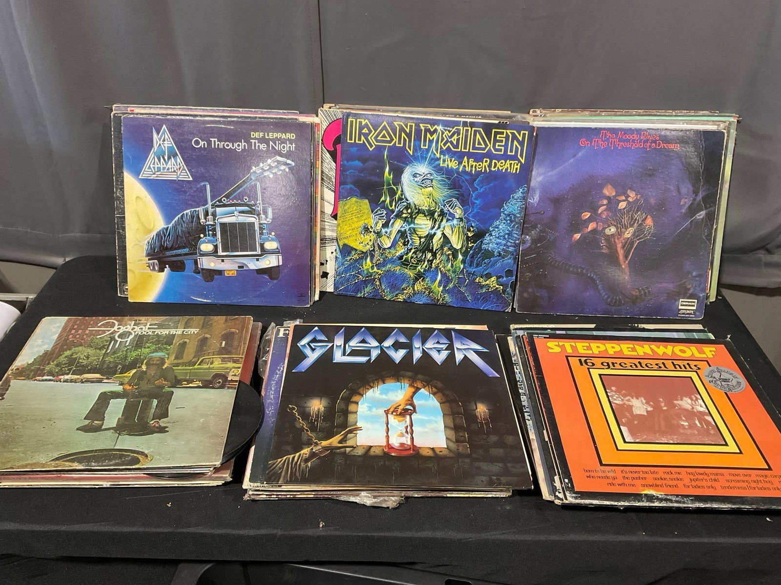 60-70 Vinyl Records, incl. Classic Rock, Heavy Metal & Pop, some wear - 2
