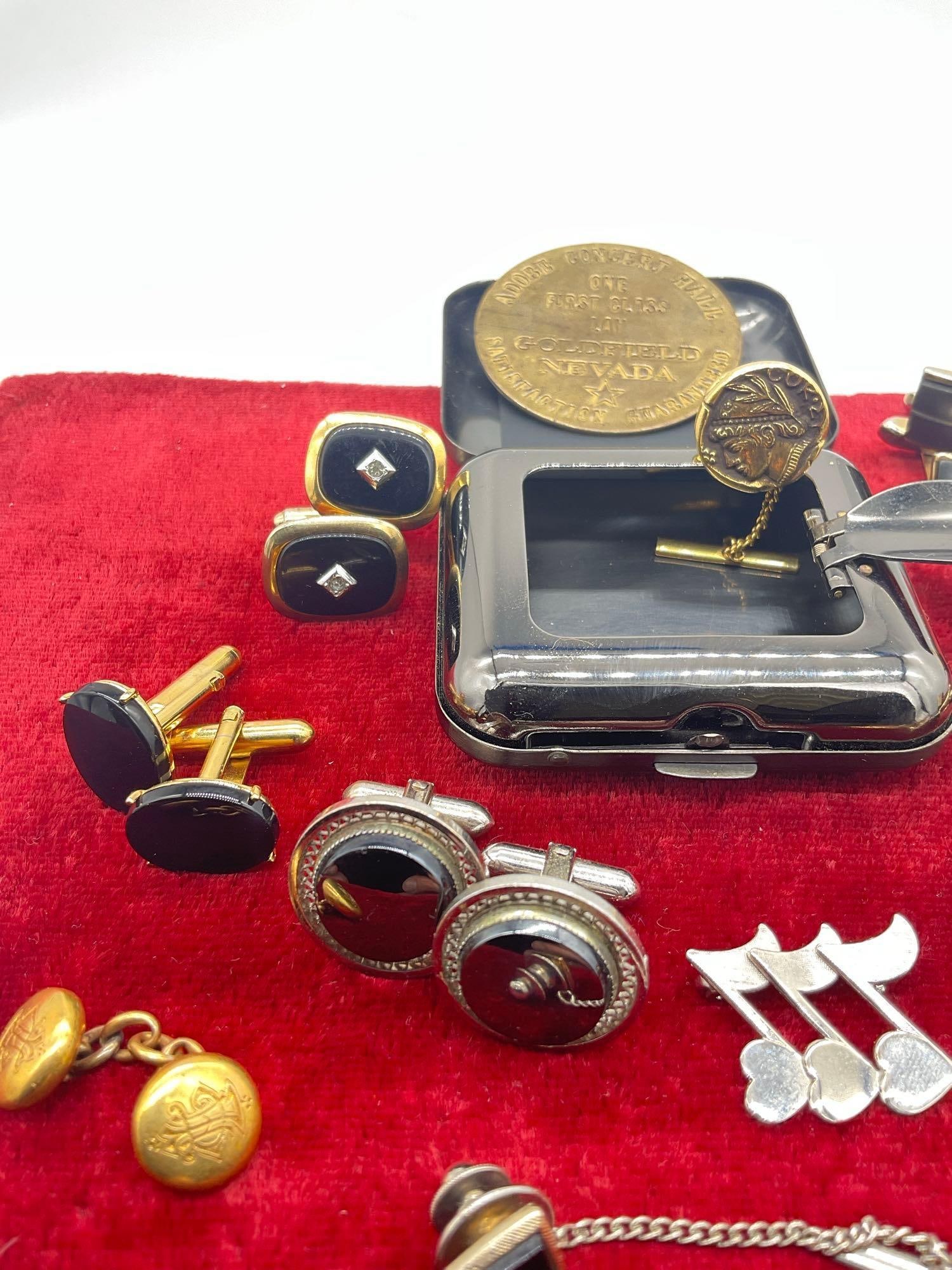 Selection of vintage cufflinks, men's accessories and more incl. sterling silver Roman coin tie pin - 2