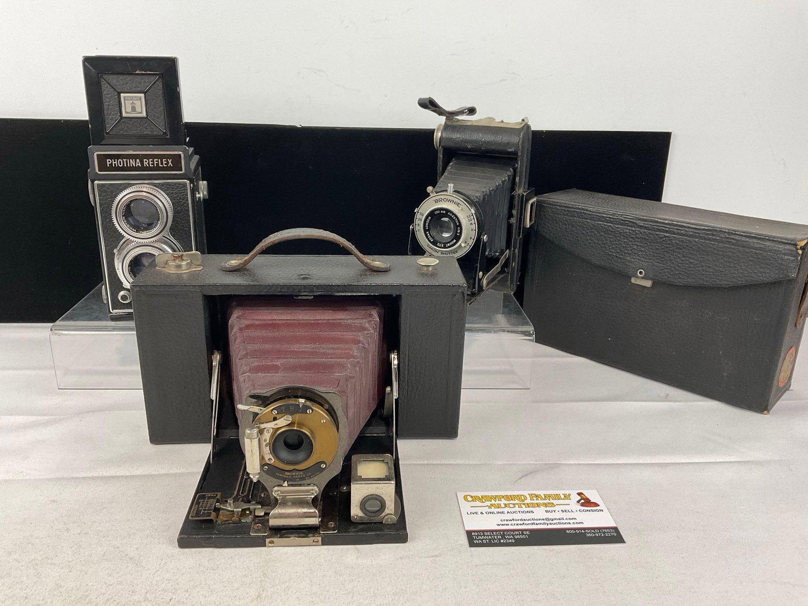 Eastman Kodak no.3 Folding Brownie Camera, Six-20 Folding Brownie, Photavit Photina Reflex 2 Lens (1 of 10)
