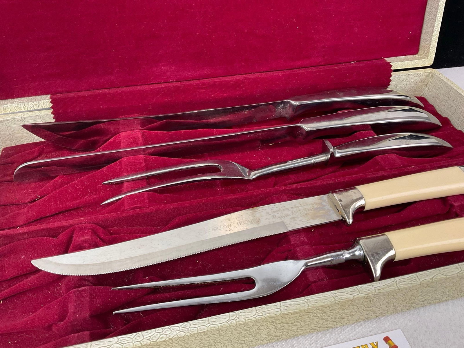 5 piece Carving Kit in leather covered case, 2x Regent Sheffield & 3x Stainless Steel pieces - 2