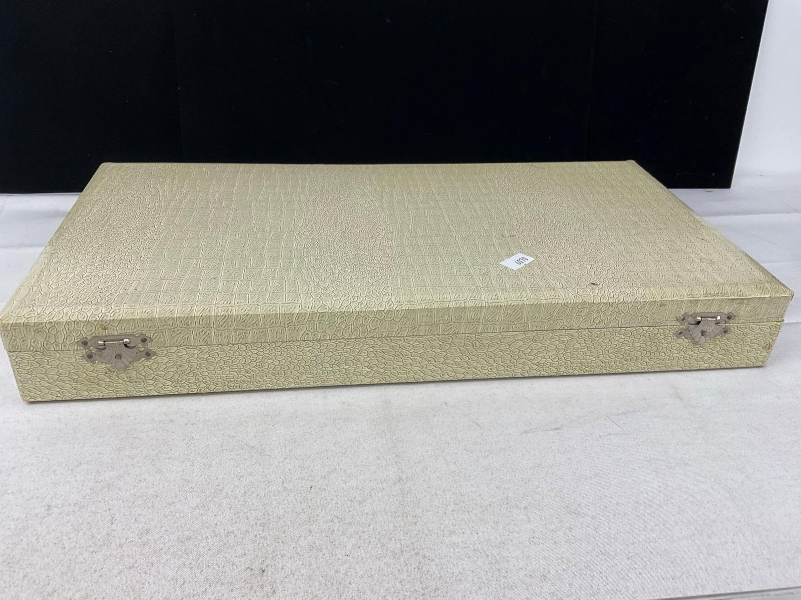 5 piece Carving Kit in leather covered case, 2x Regent Sheffield & 3x Stainless Steel pieces - 7