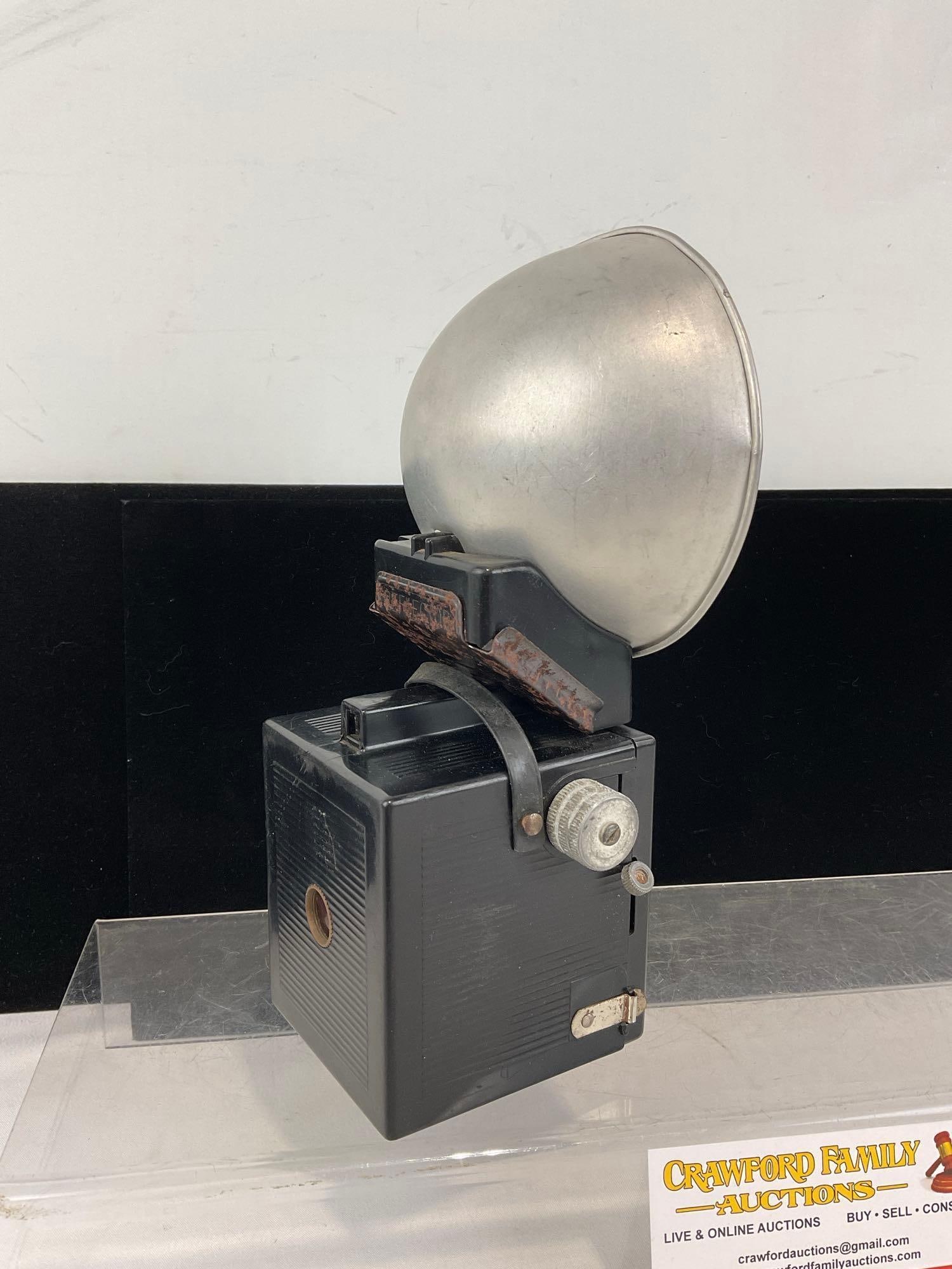 Vintage 1950s Herbert George Co. Roy Rogers & Trigger 620 Snap Shot Box Camera w/flash module - 3