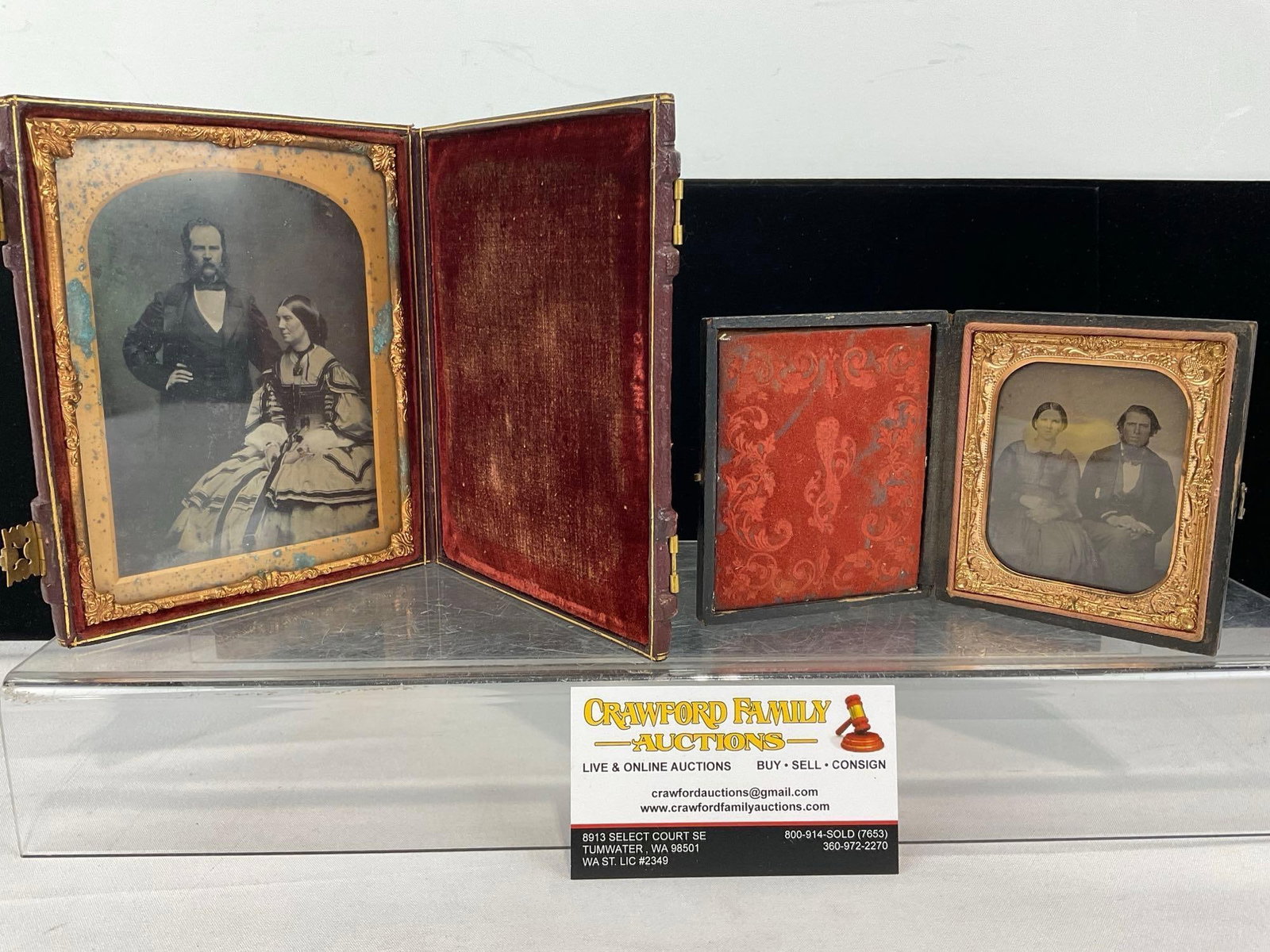 Pair of Antique Mid 19th Century Daguerrotype Pictures, Leather cases w/Velvet lining, 2 Couples: Appears to be in good shape. The piece measures approx 7h x 6w x 2d inches. See pics. E-5950