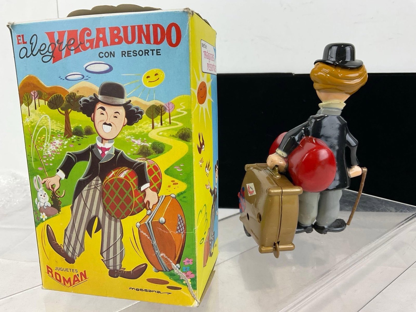 Vintage 1960s The Happy Vagabond Wind-Up Charlie Chaplin Toy, made in Spain by Juguetes Roman w/box - 5