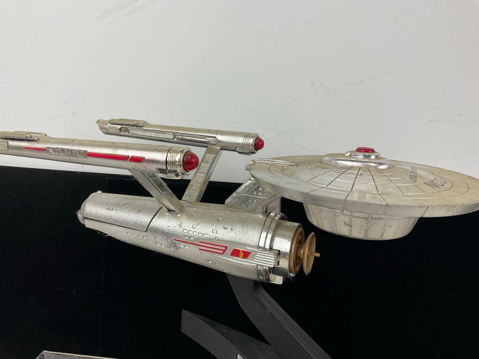 Star Trek USS Enterprise NCC-1701 Telephone, signed on the base, by Willam Shatner "Captian Kirk" - 4