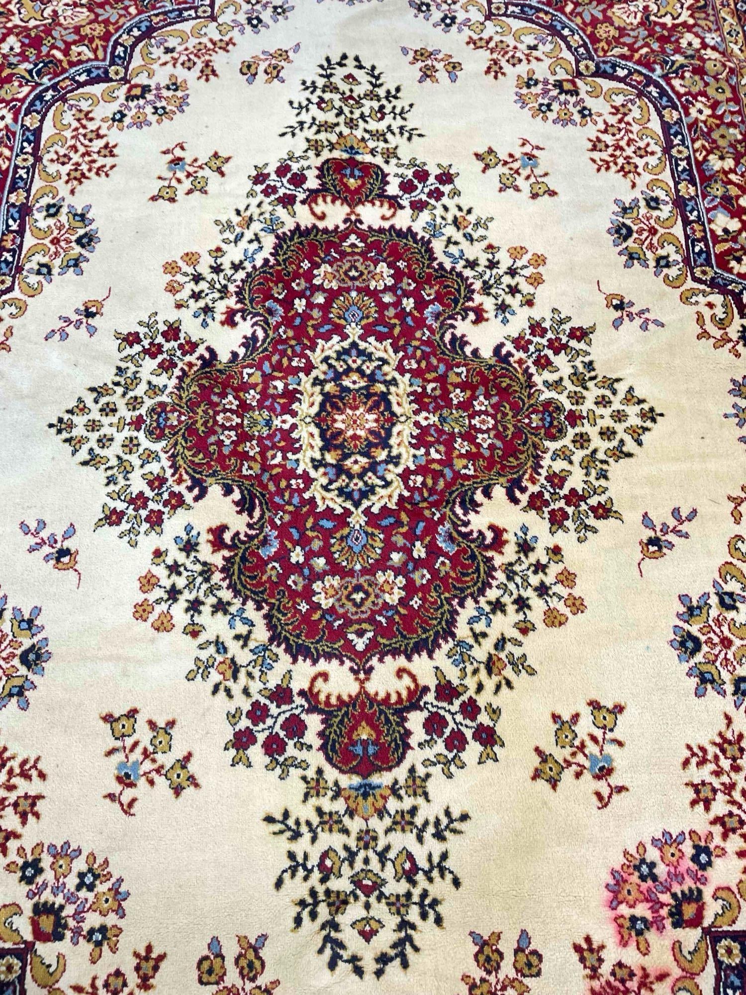 Vintage Persian Style Cream & Red Wool Pile Area Rug. Good Condition. Measures 132" x 95" - 6