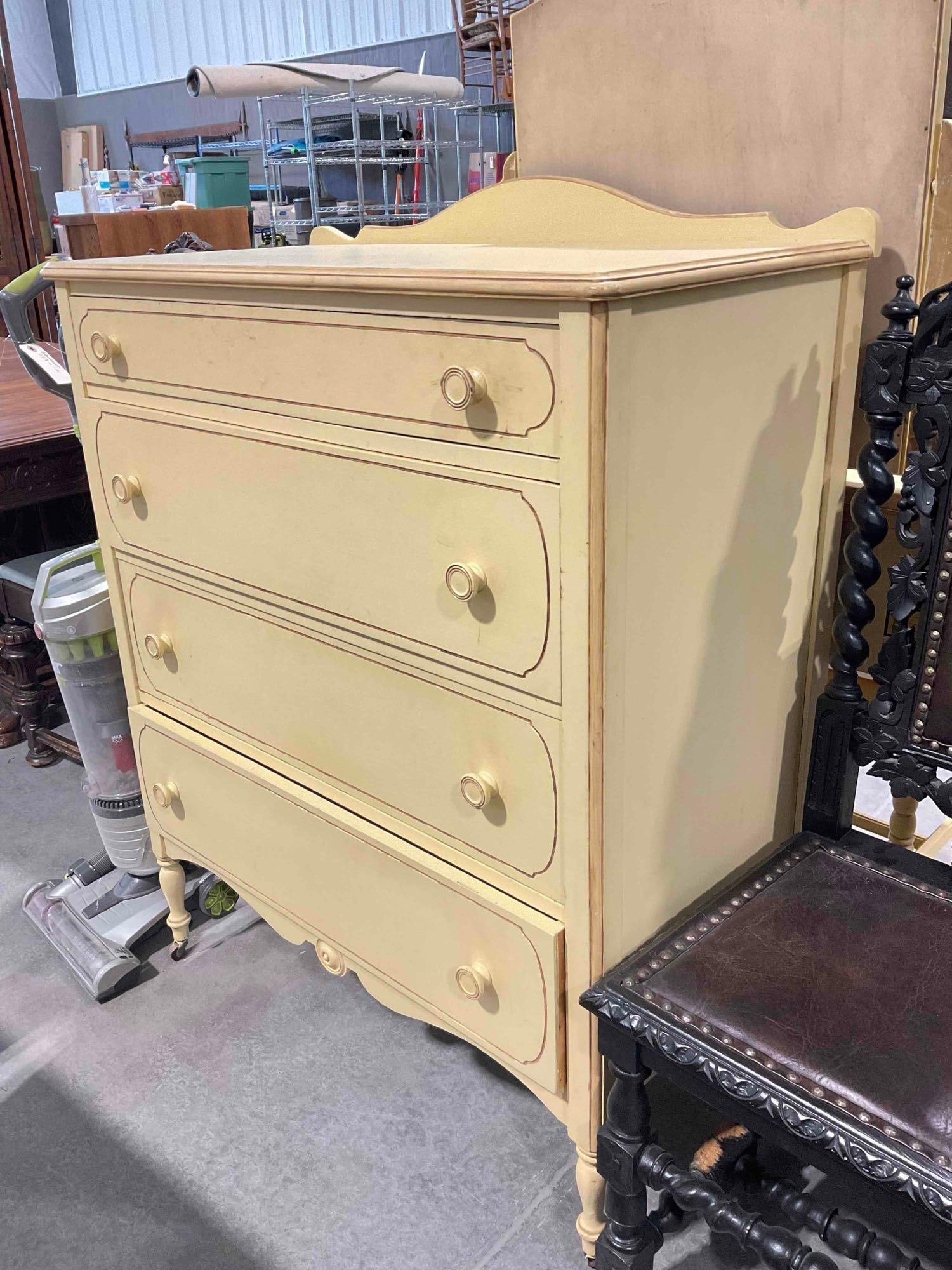 Vintage Butter Yellow Painted Wood 4-Drawer Dresser on Castors. Good Condition. See pics. - 2