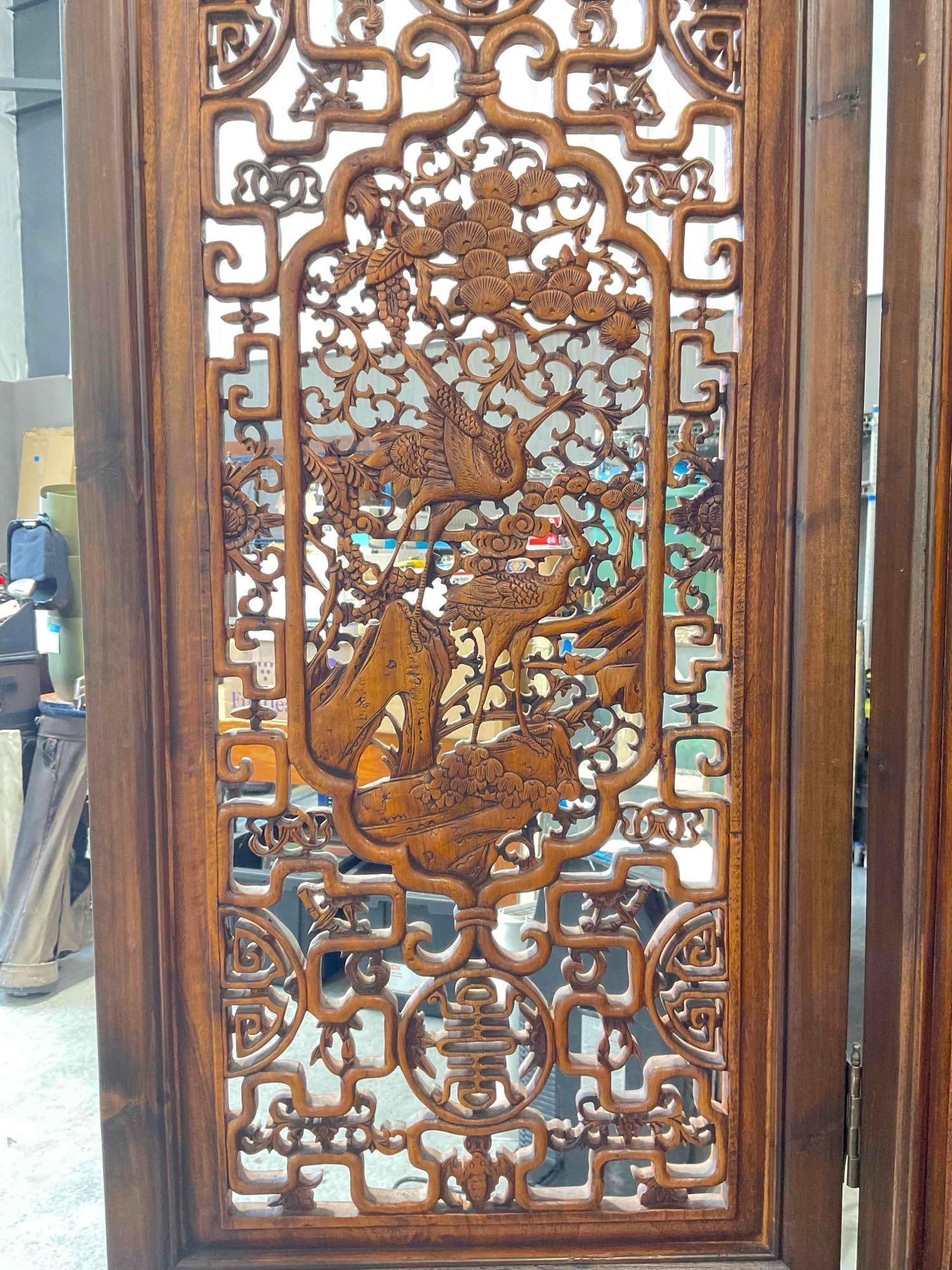 Lovely 4-Panel Wood Room Divider Screen w/ Ornate Asian Style Carvings of Birds. Good Cond. - 4