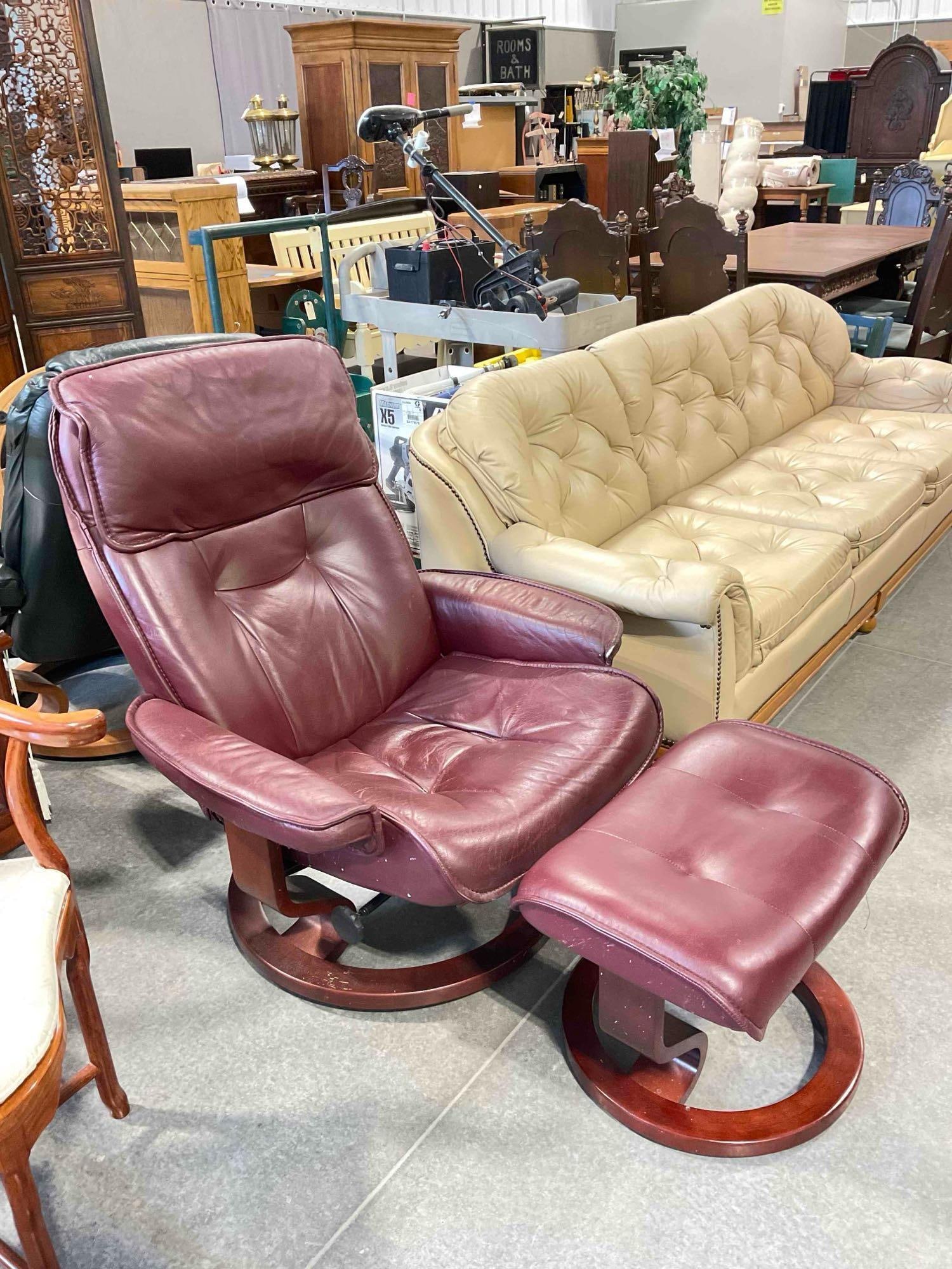 Vintage Oxblood Red LeatherRest by Lane Stressless Style Recliner Chair w/ Ottoman. See pics. - 3